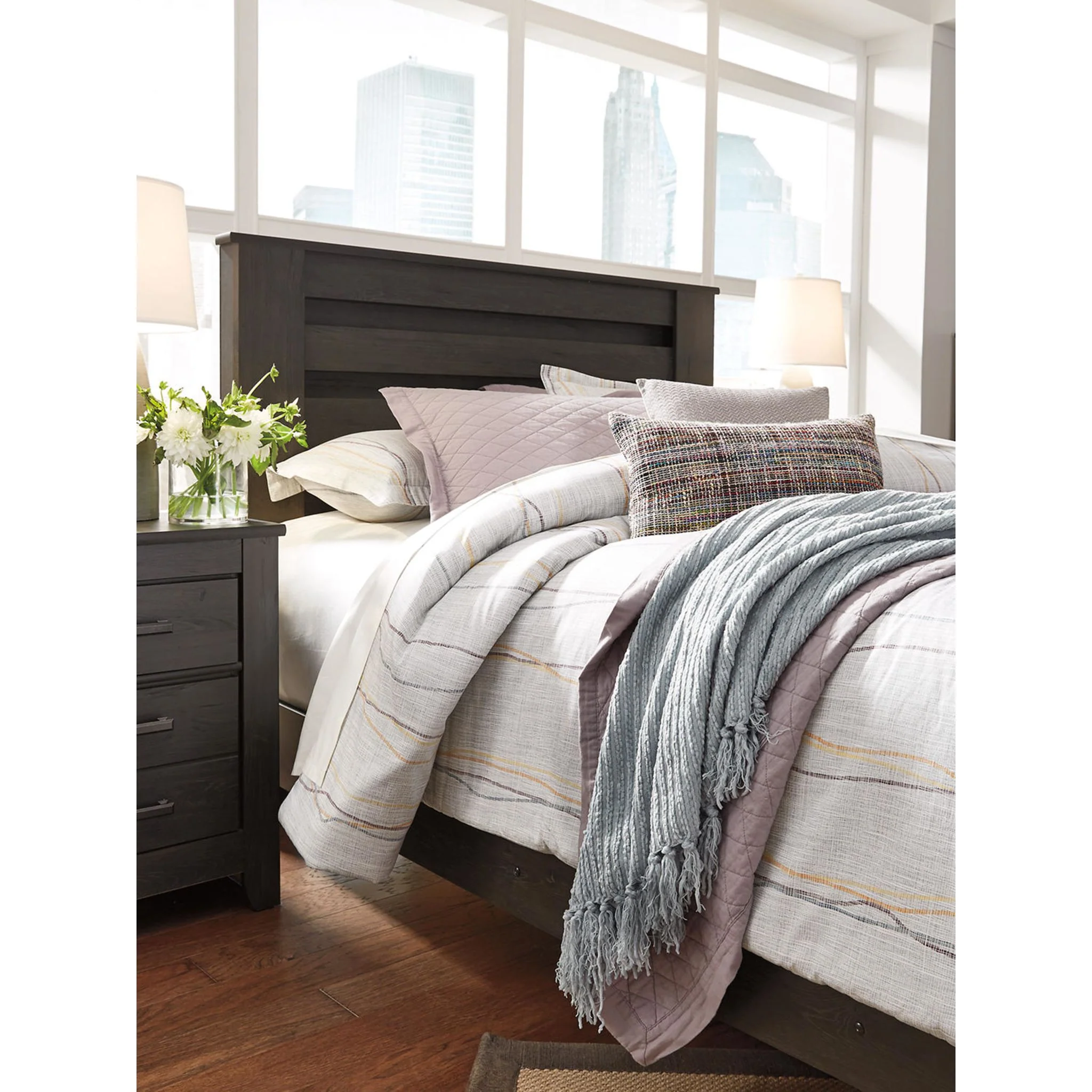 Brinxton Full Panel Bed - Image 24