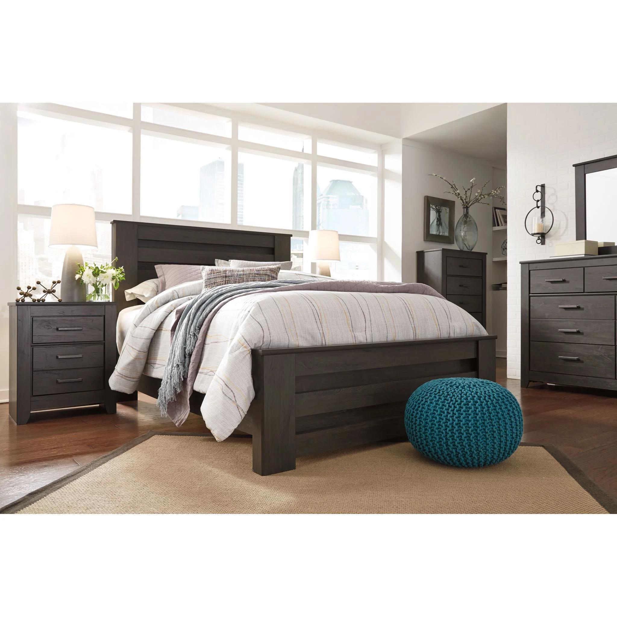 Brinxton Full Panel Bed - Image 8