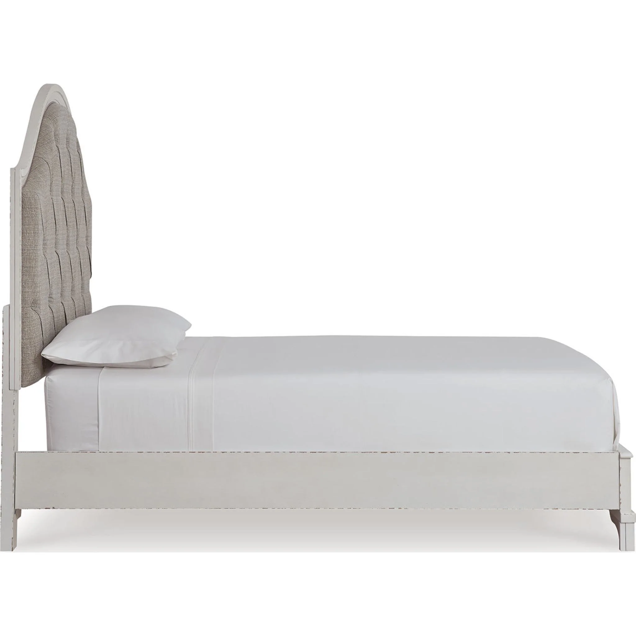 Brollyn 5 Piece Panel Bedroom - Image 9
