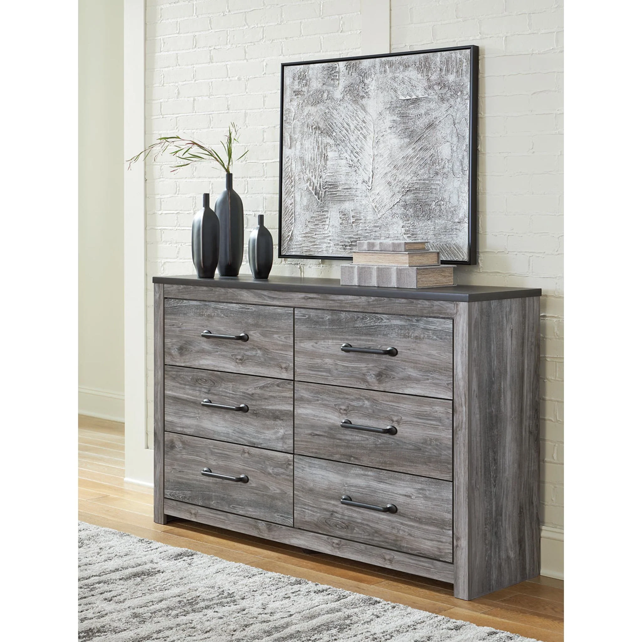 Bronyan Dresser - Image 2
