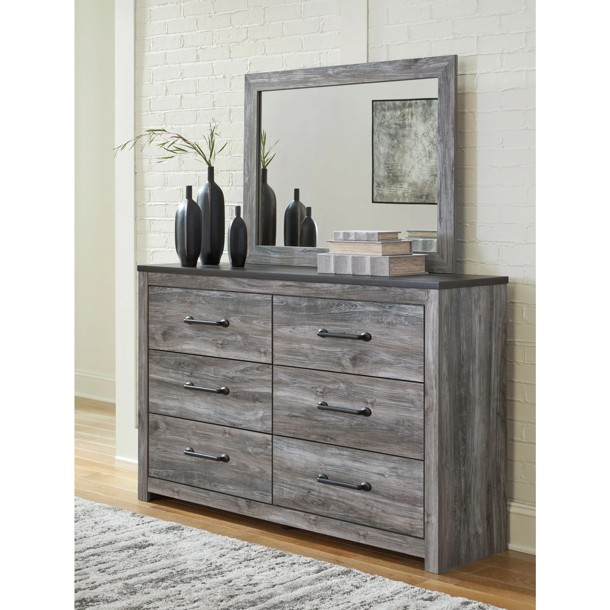 Bronyan Dresser and Mirror - Image 2