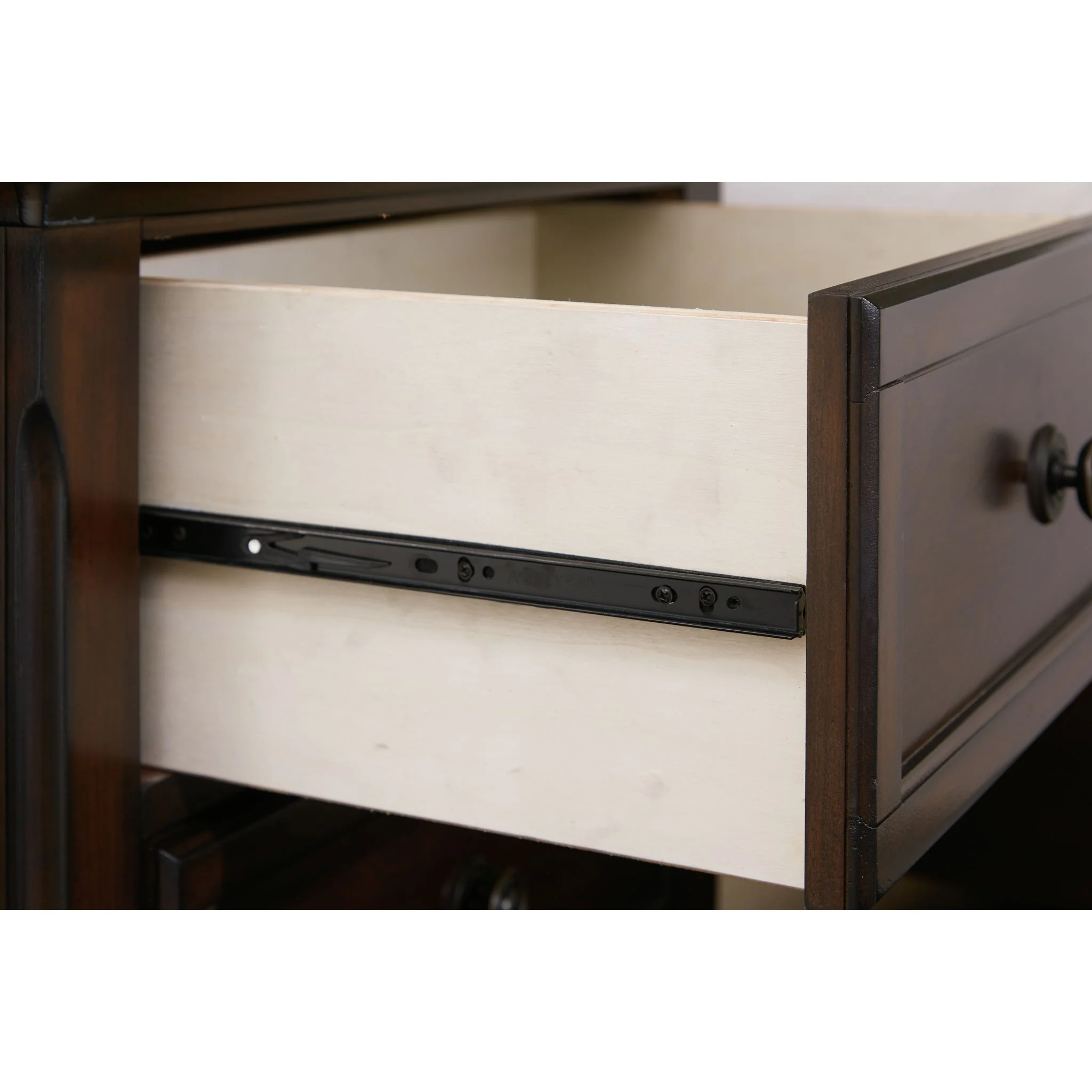 Brookbauer Dresser and Mirror - Image 3