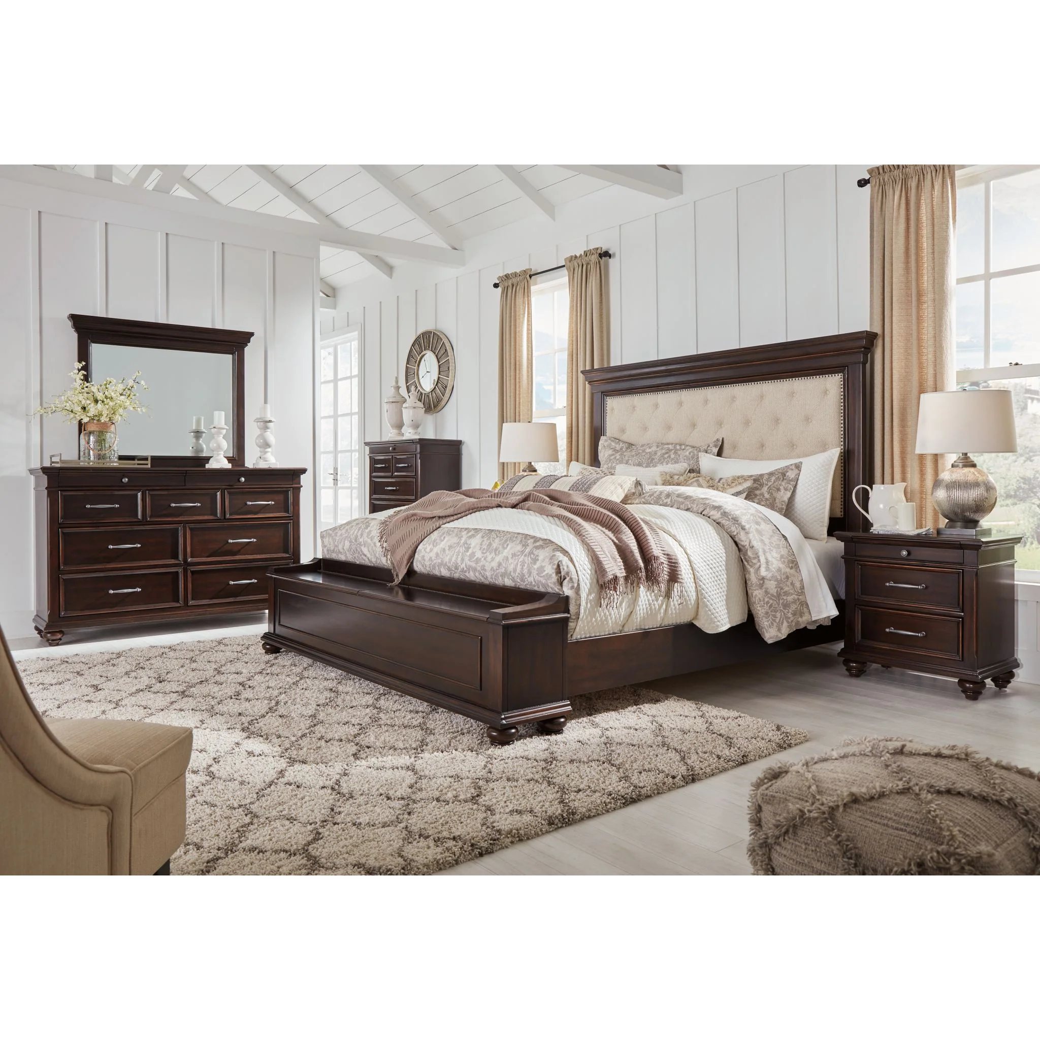 Brynhurst 3 Piece Upholstered Bed - Image 10