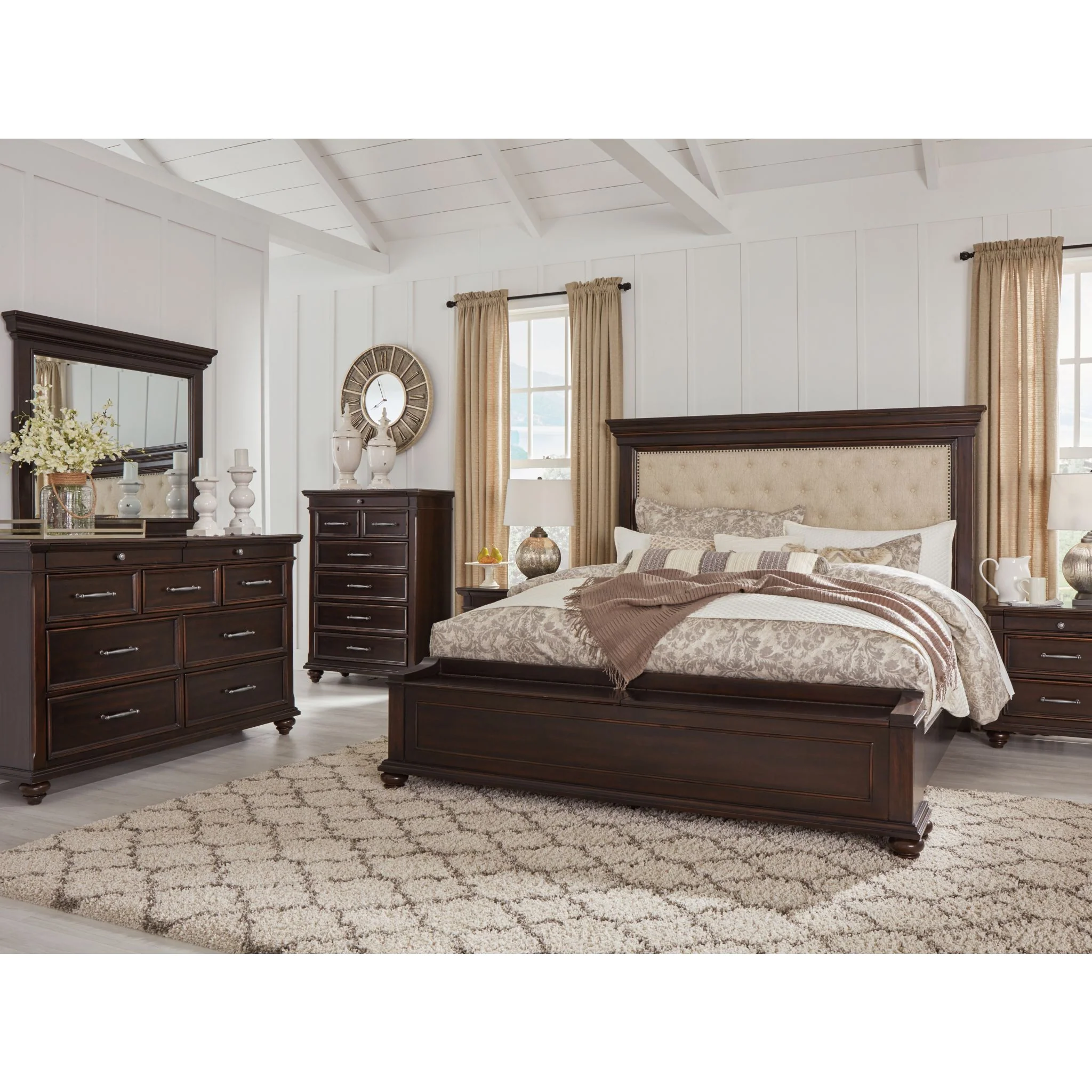 Brynhurst 3 Piece Upholstered Bed - Image 6