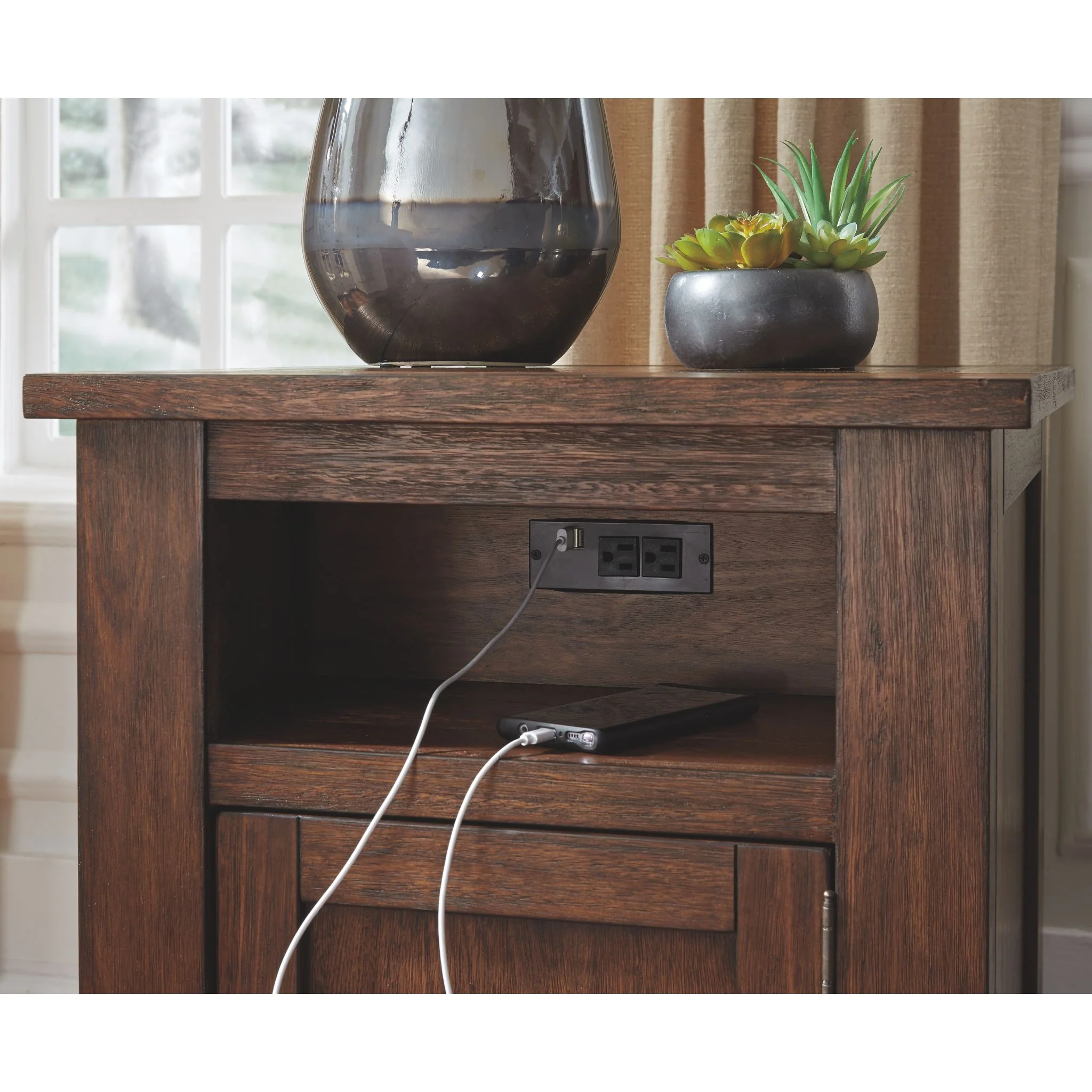 Budmore Rectangle End Table - Image 3