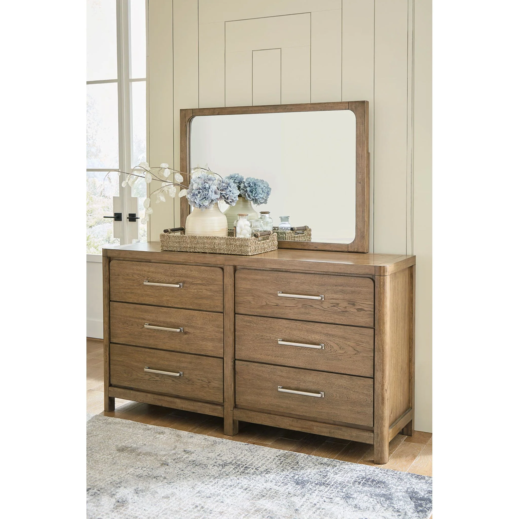 Cabalynn 5 Piece Queen Storage Bedroom - Image 19
