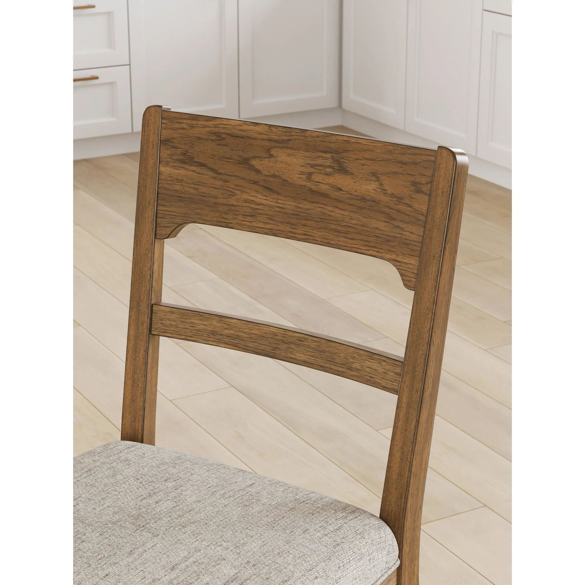 Cabalynn Counter Height Stool - Image 13