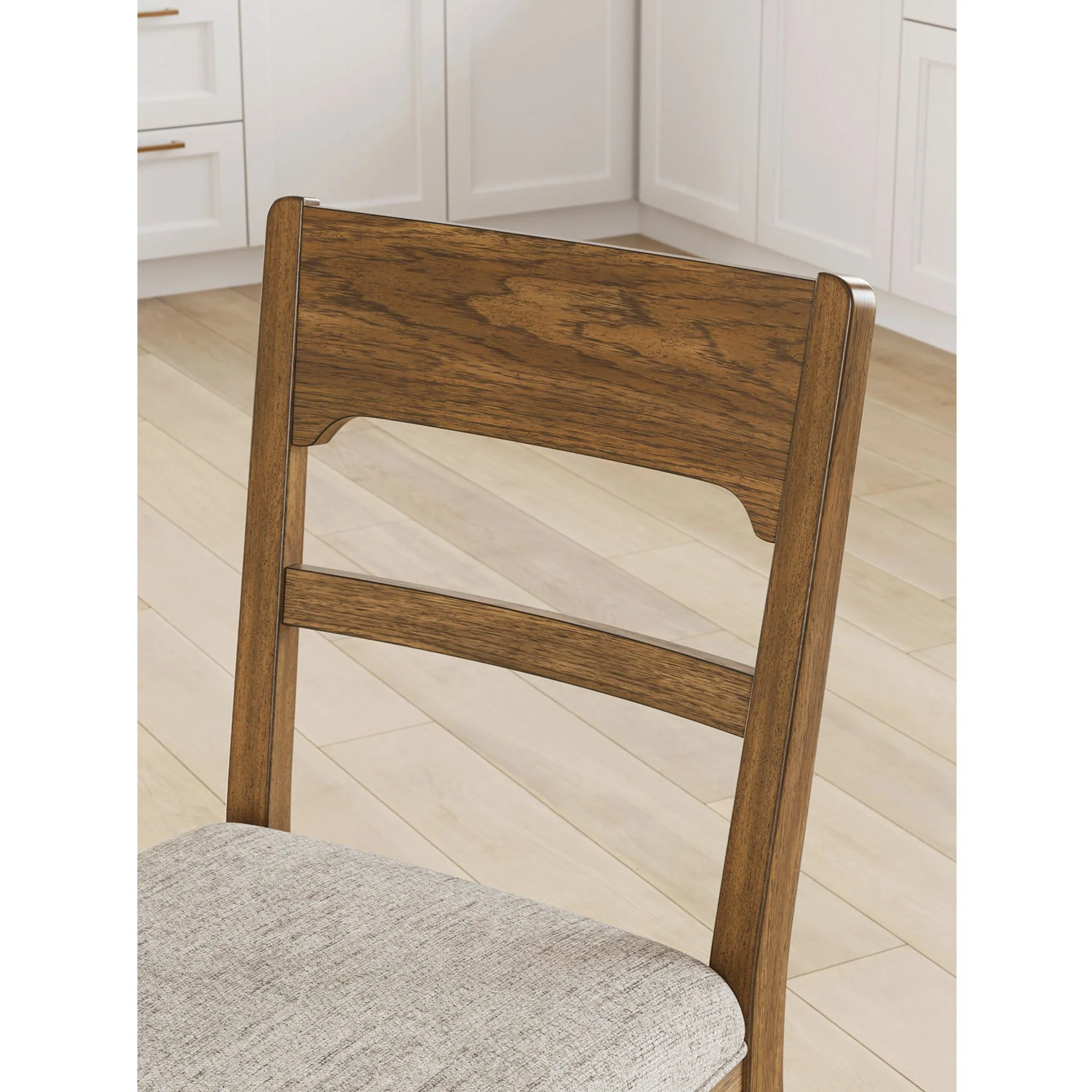 Cabalynn Counter Height Stool - Image 7