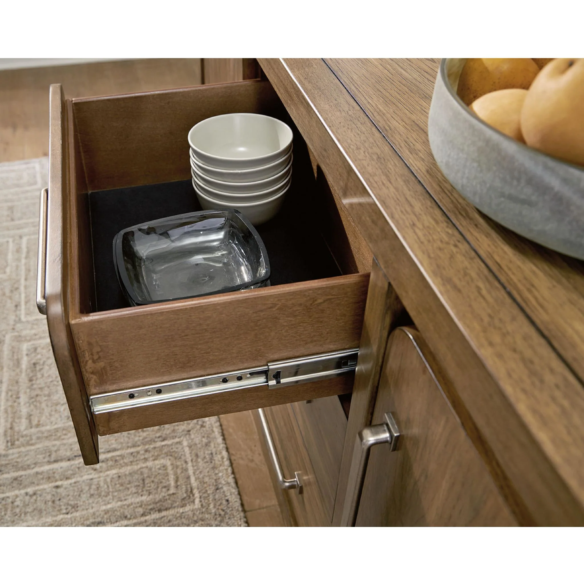 Cabalynn Dining Server - Image 4
