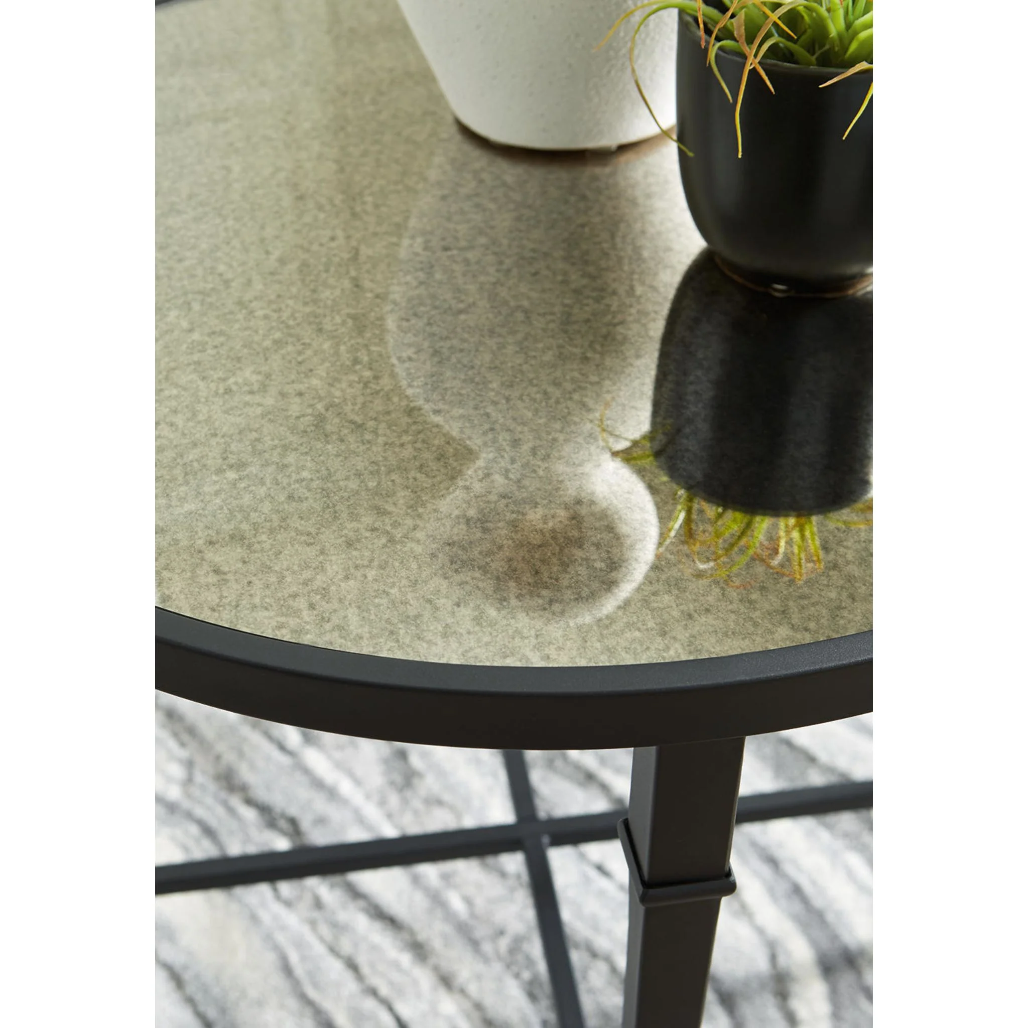Cadeburg Accent Table - Image 3