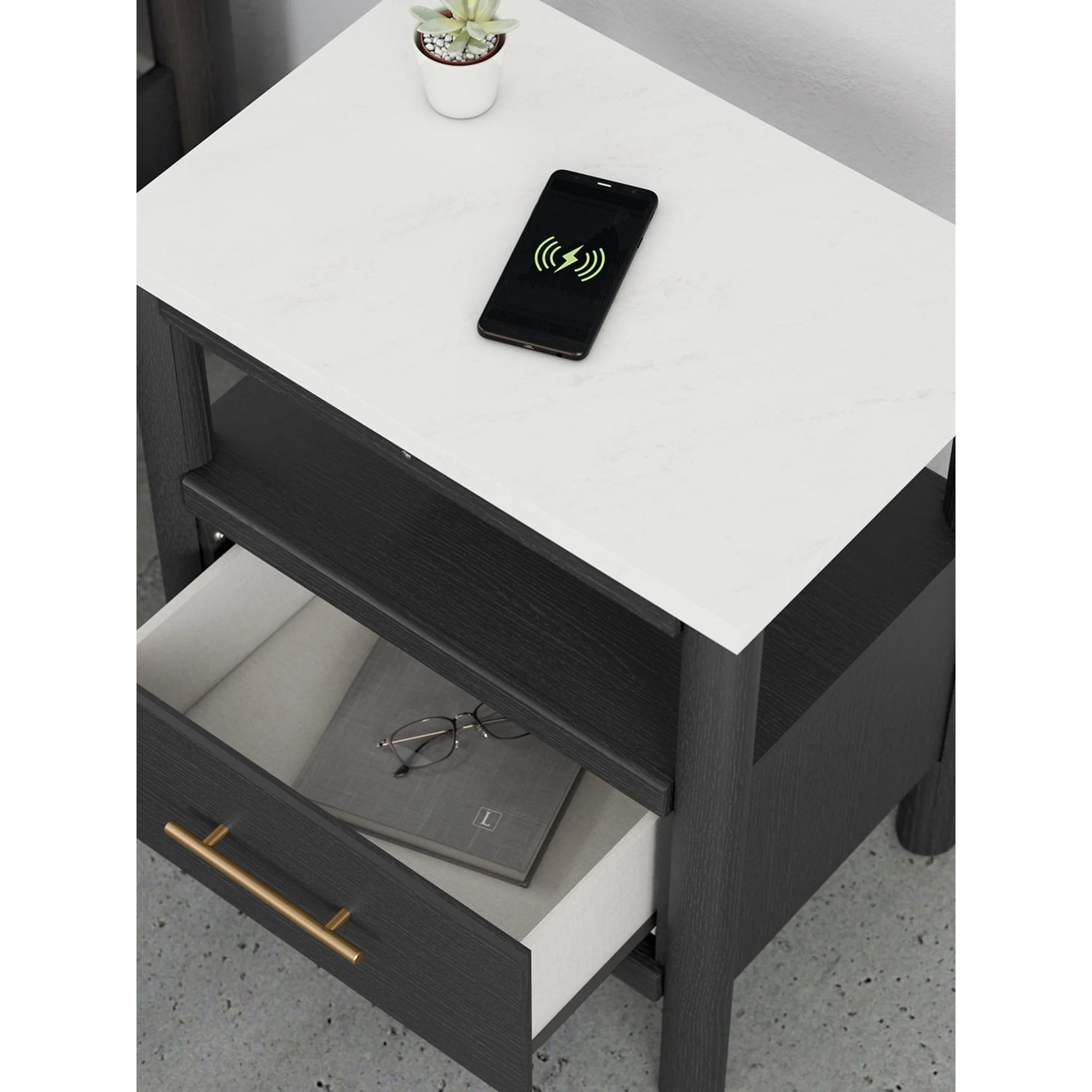 Cadmori Nightstand - Image 14