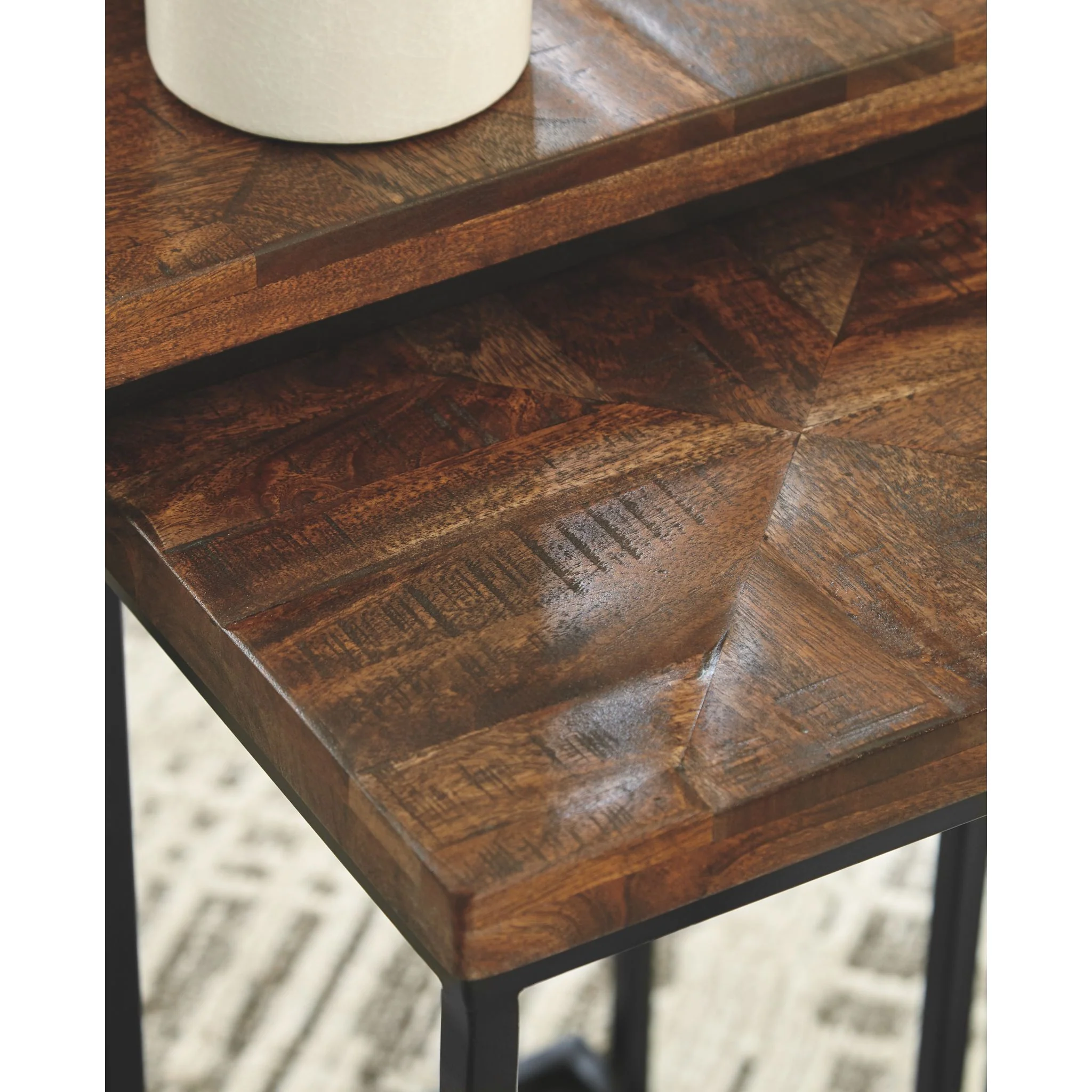 Cainthorne Accent Table (Set of 3) - Image 8