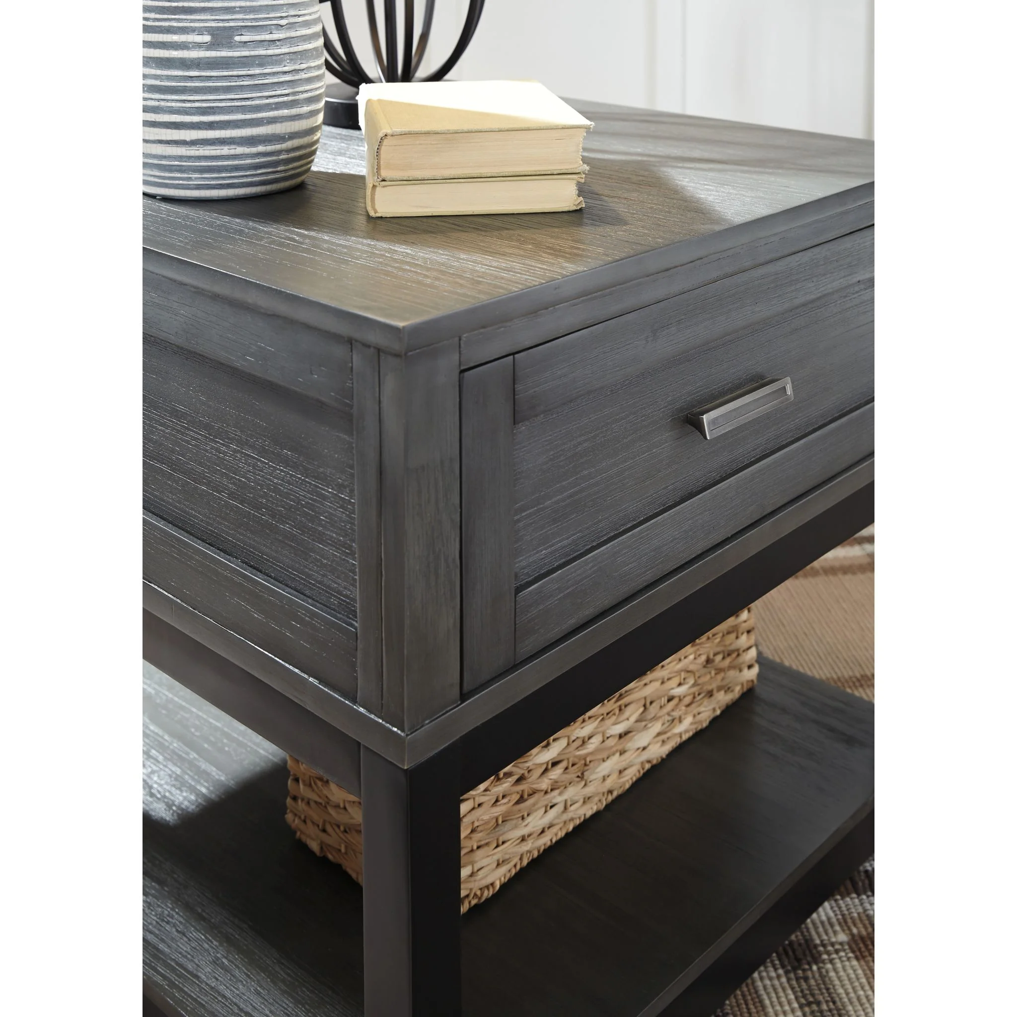 Caitbrook 3 Piece Package - Image 9