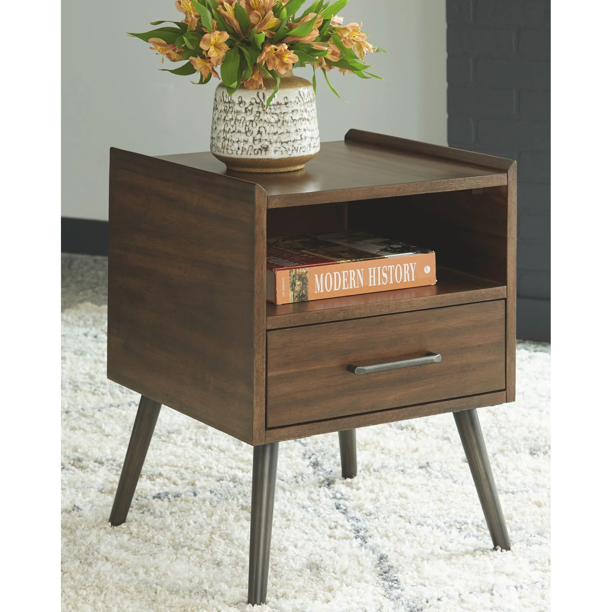 Calmoni Square End Table - Image 2