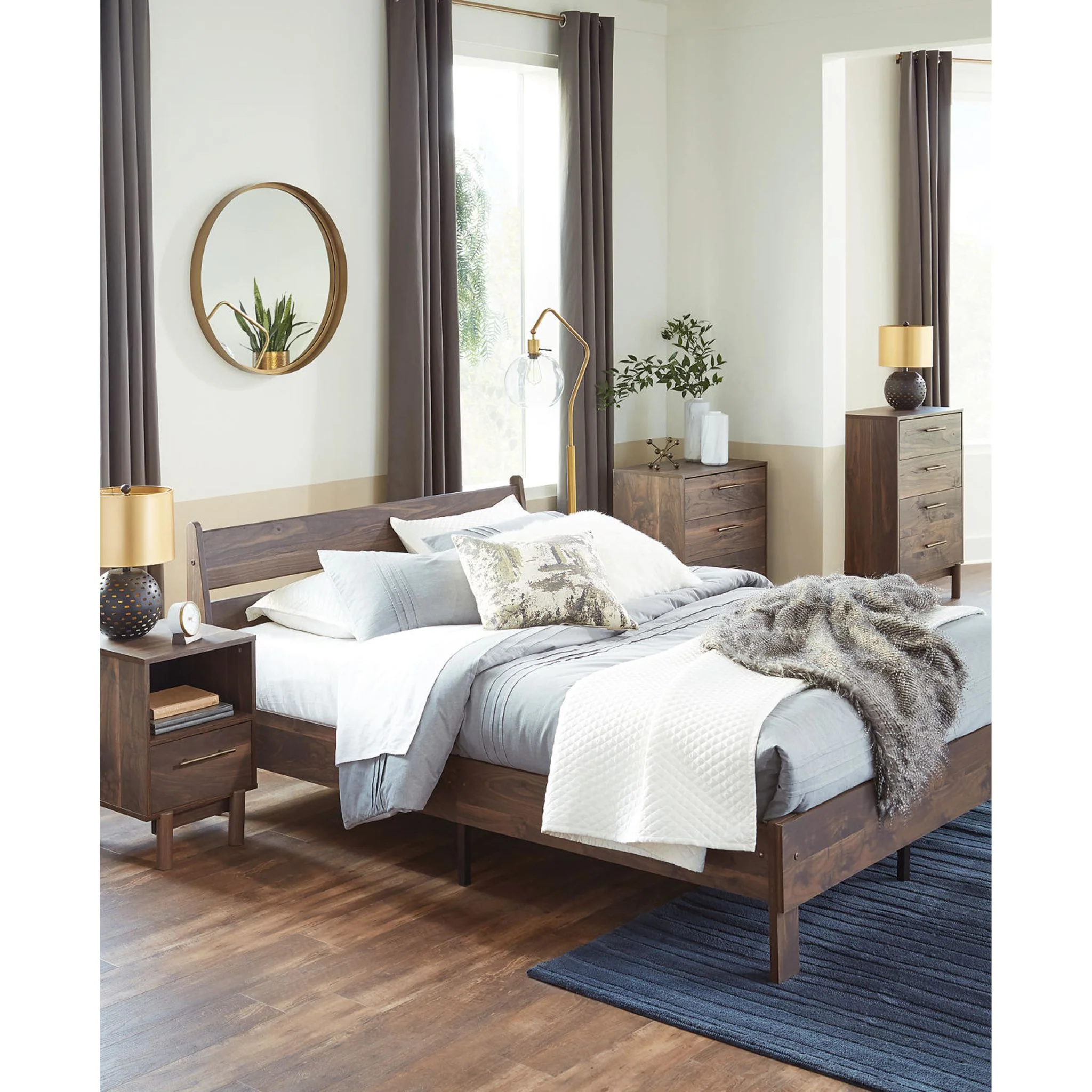 Calverson Full Platform Bed - Image 4