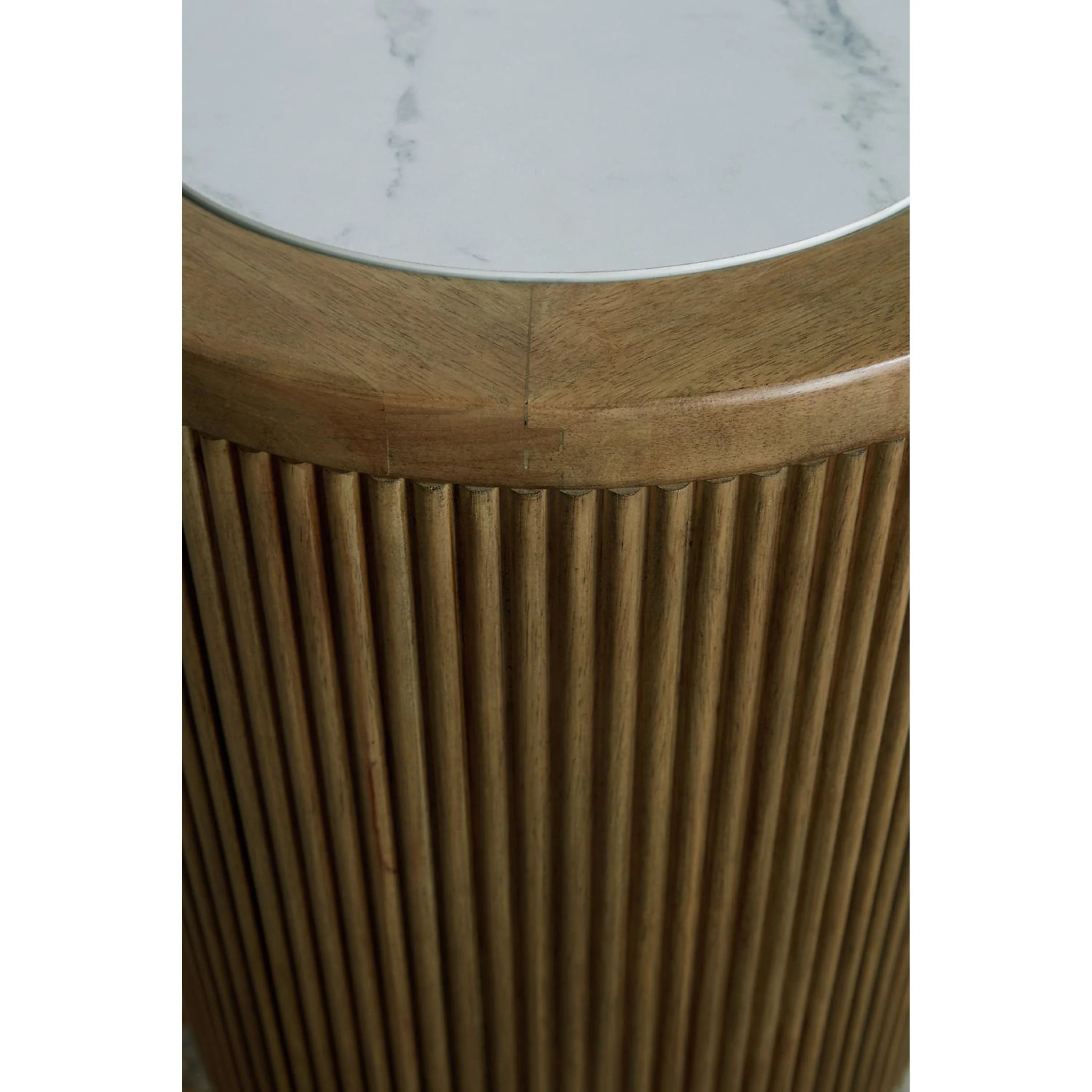 Camdill End Table - Image 5