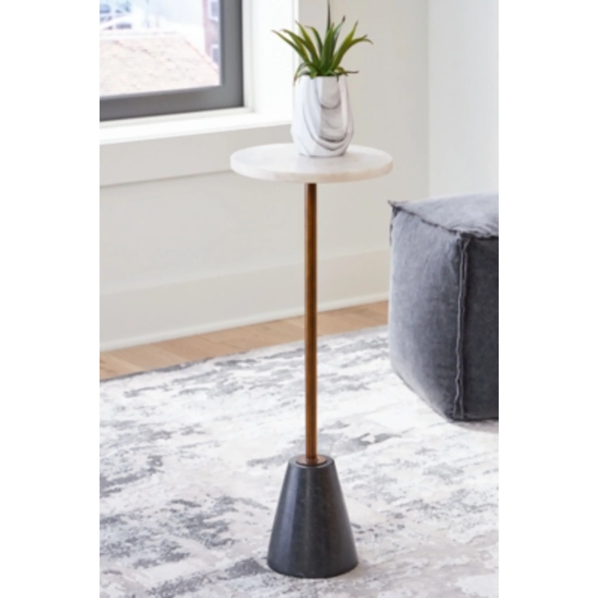 Caramont Accent Table - Image 2