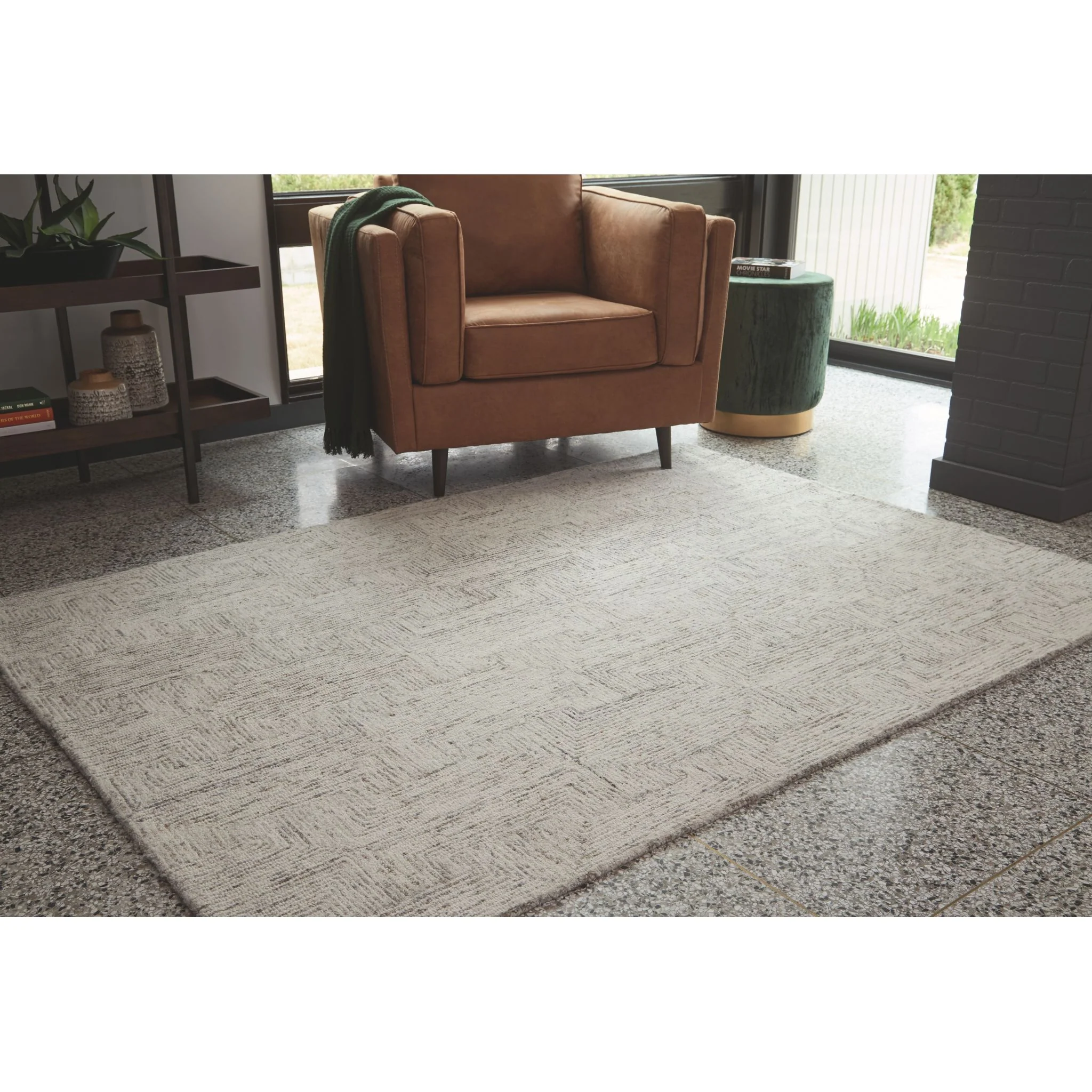 Caronwell Area Rug - Image 2