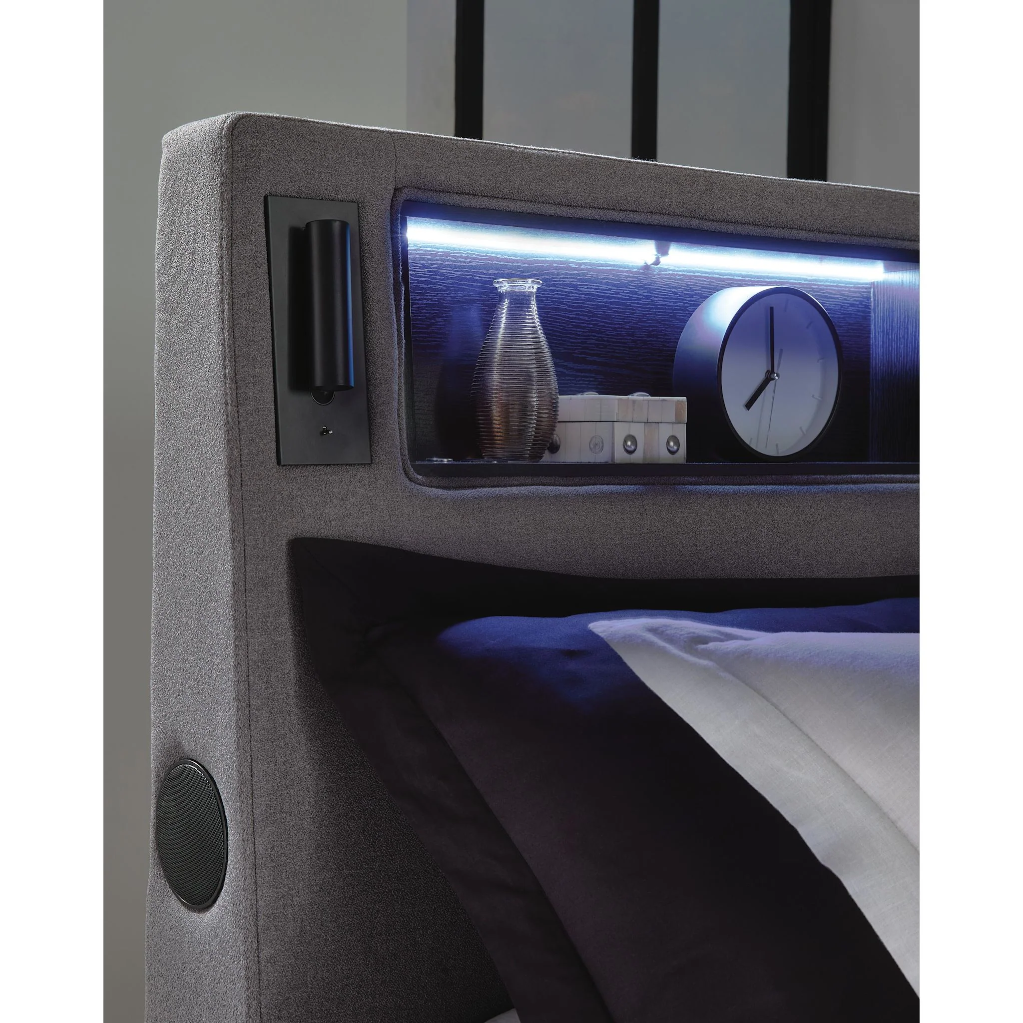 Cayberry Upholstered Bed - Image 68