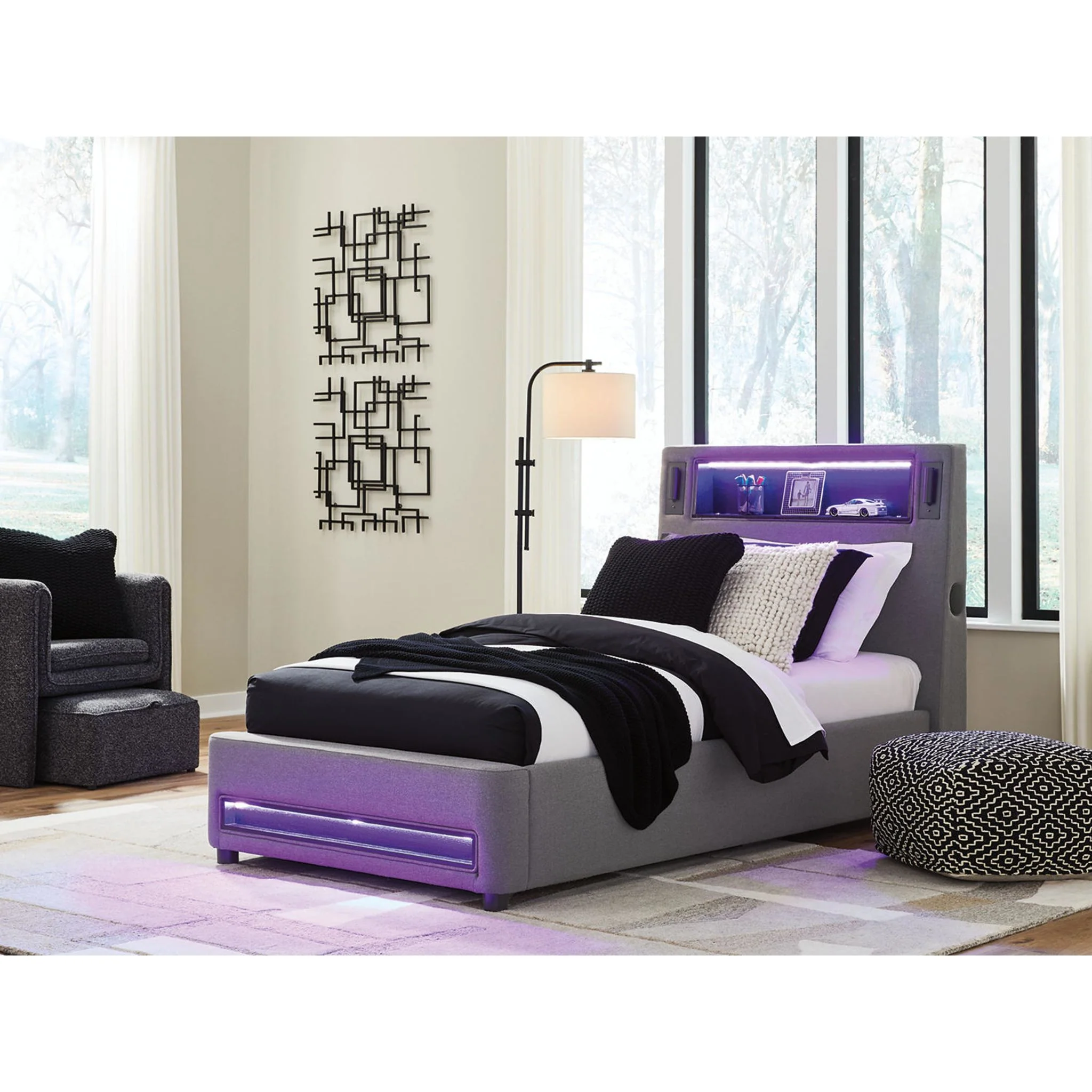 Cayberry Upholstered Bed - Image 9