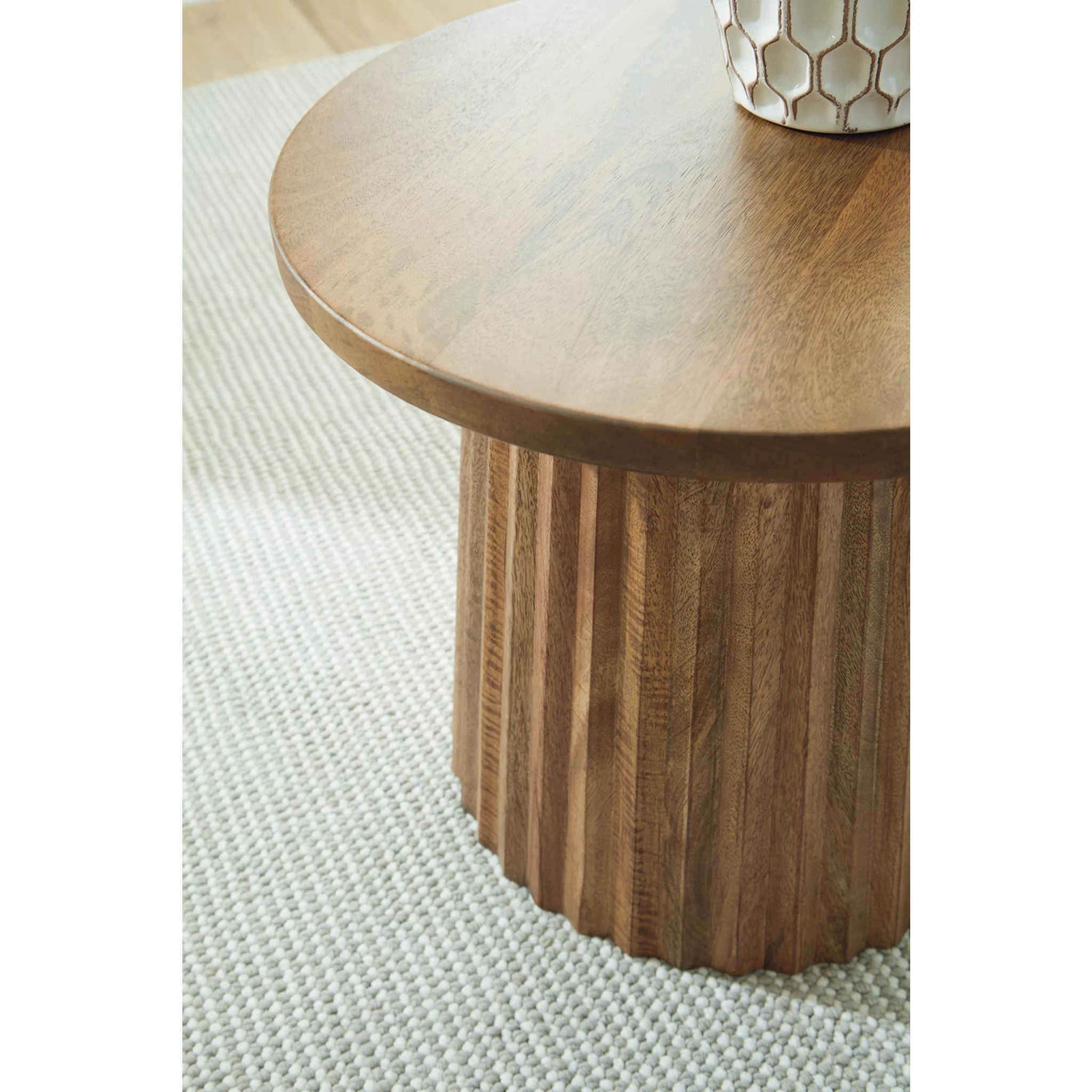 Ceilby Accent Table - Image 3