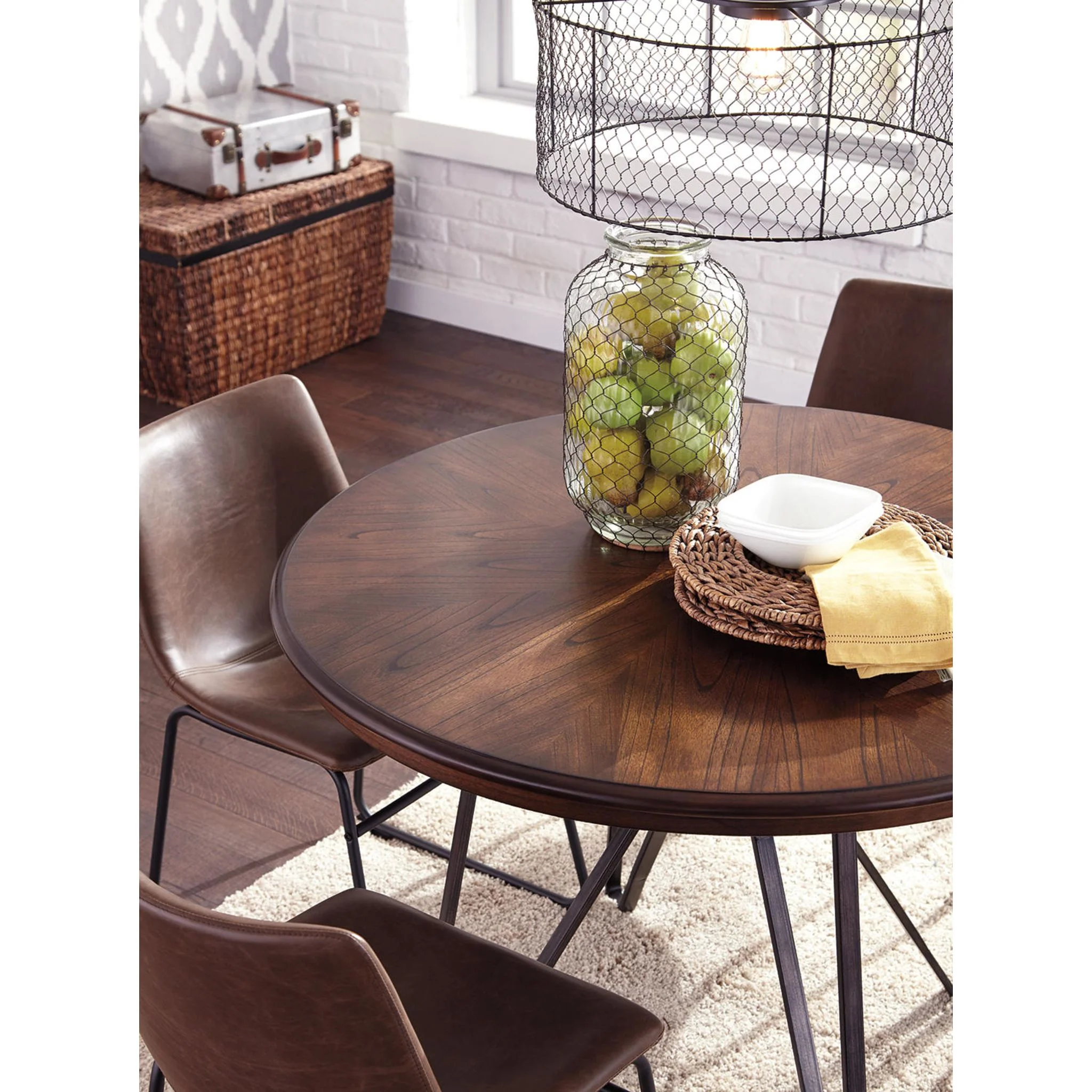 Centiar Dining Set - Image 17