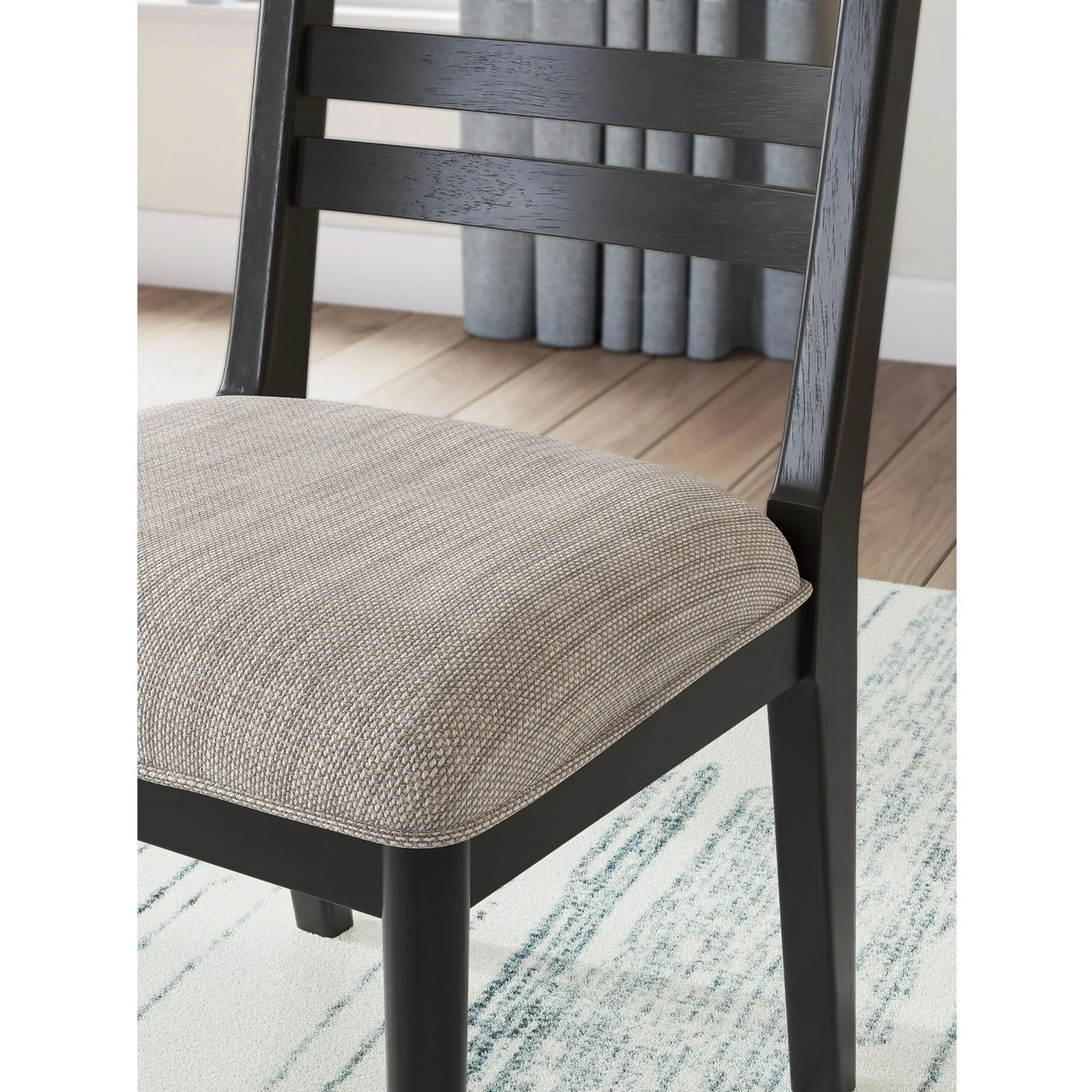 Chadworth Dining Set - Image 2