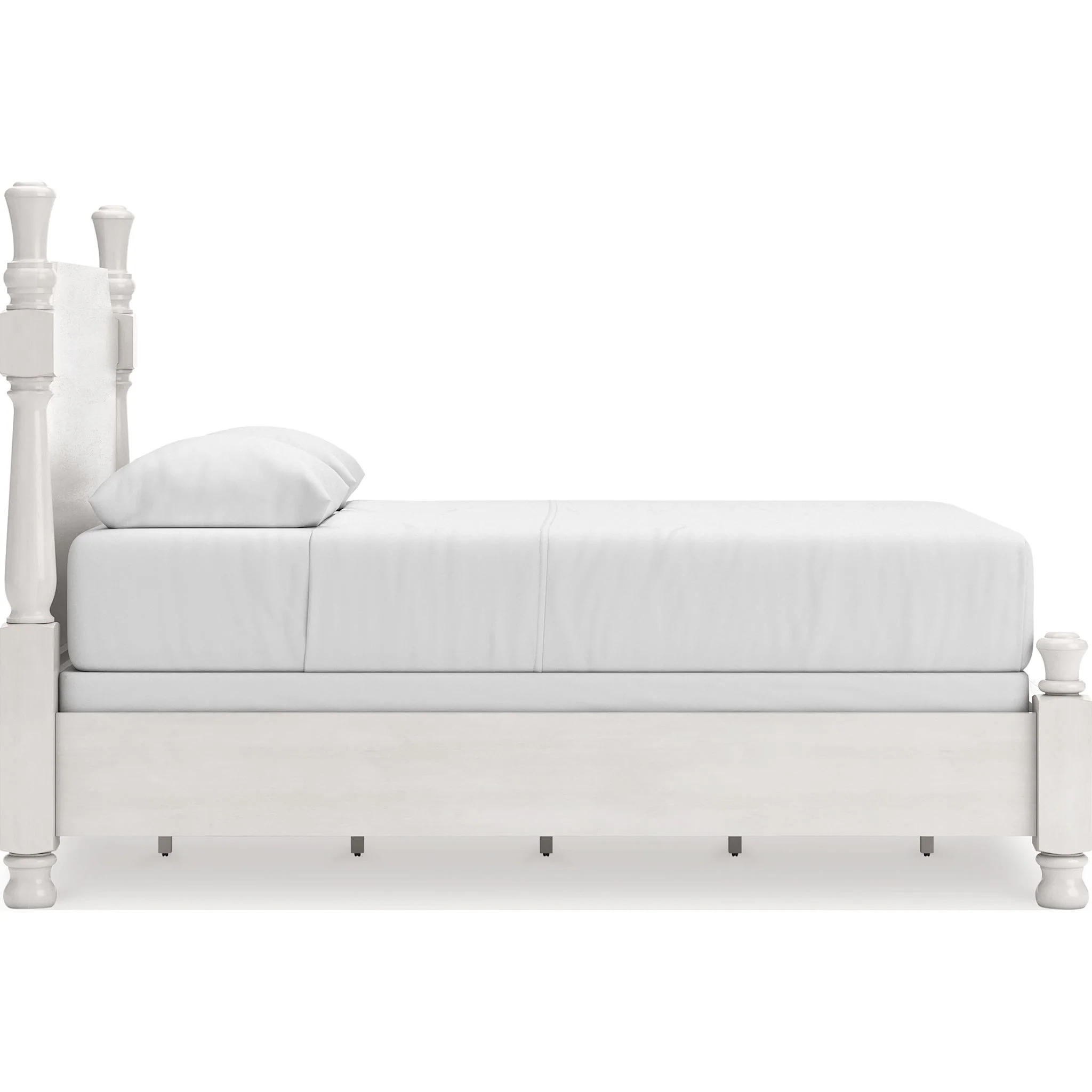 Chadworth Poster Bed - Image 7