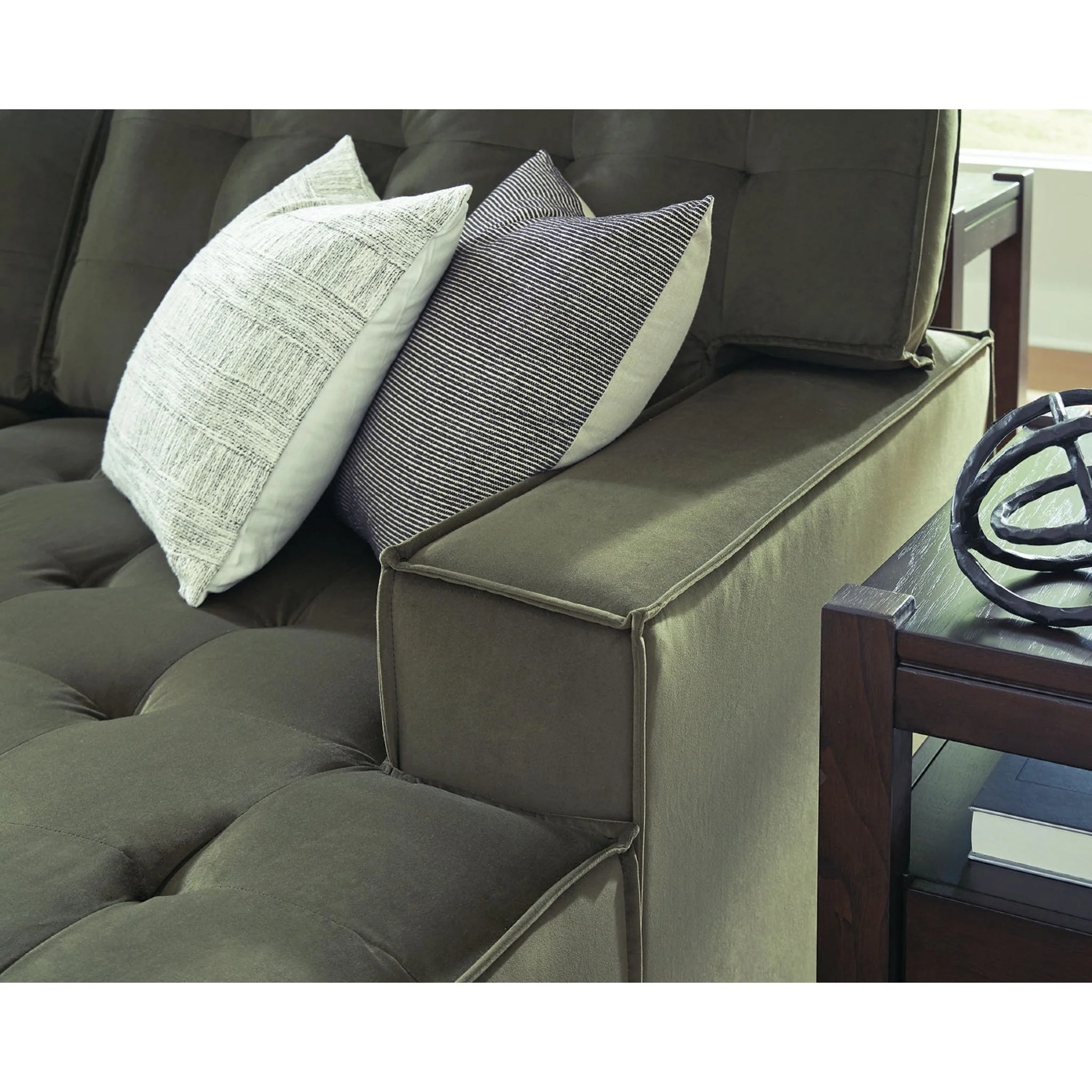 Chalcombe 2 Piece Sectional with Chaise - Image 15