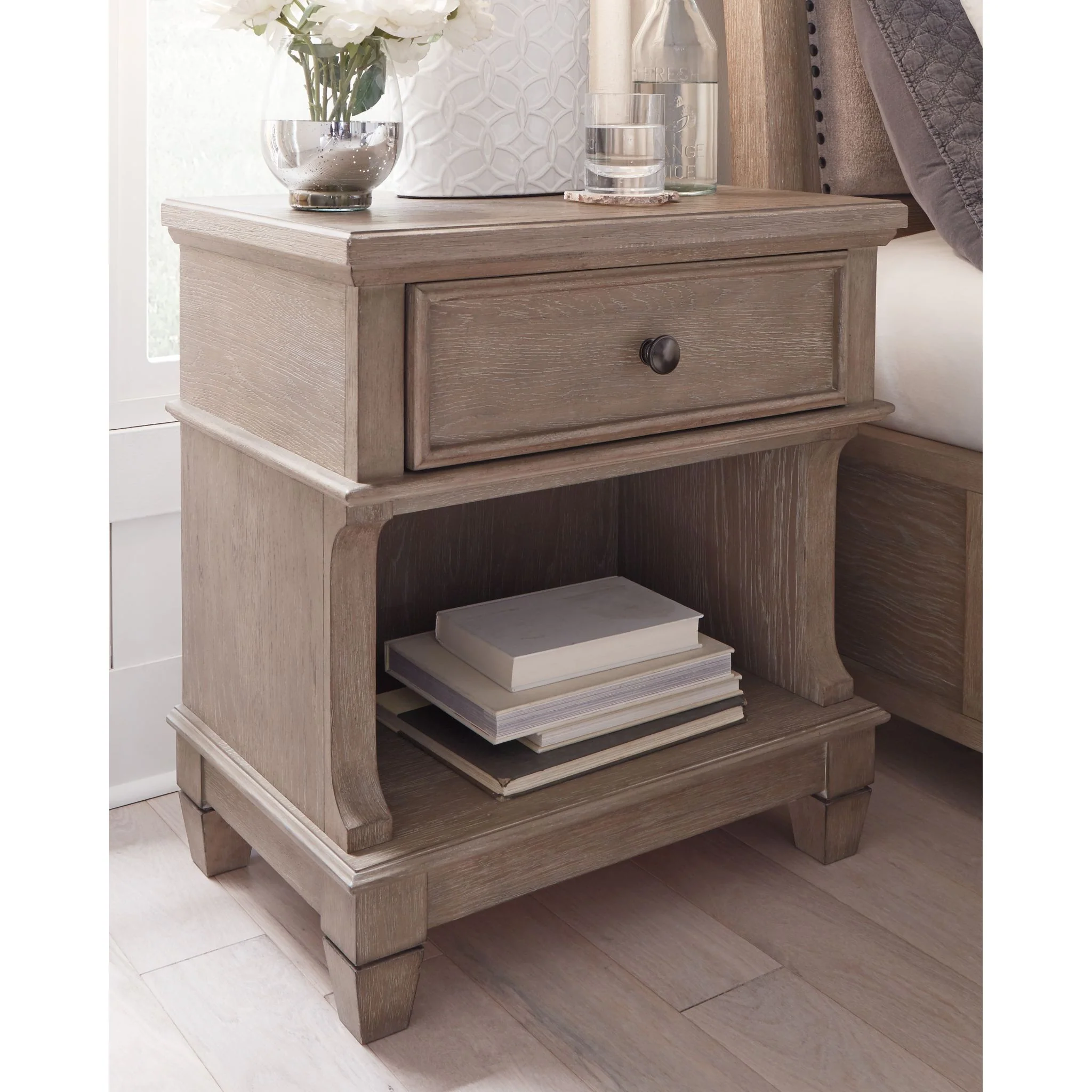 Challene - EXCLUSIVE One Drawer Nightstand - Image 2