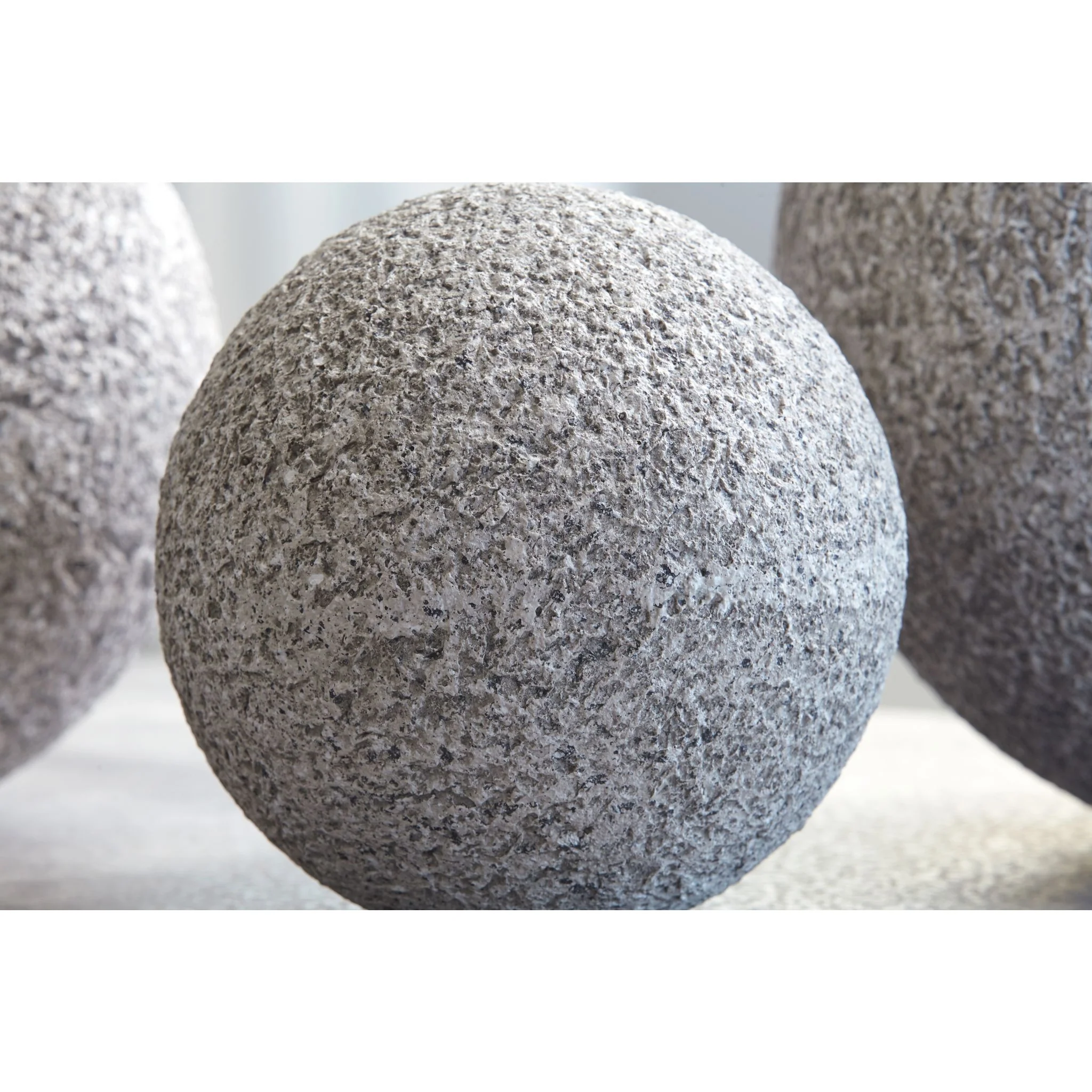 Chanlow Sculpture - Image 3