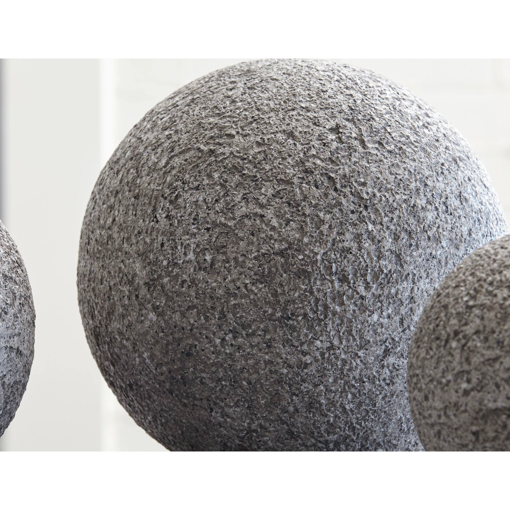 Chanlow Sculpture (Set of 3) - Image 3