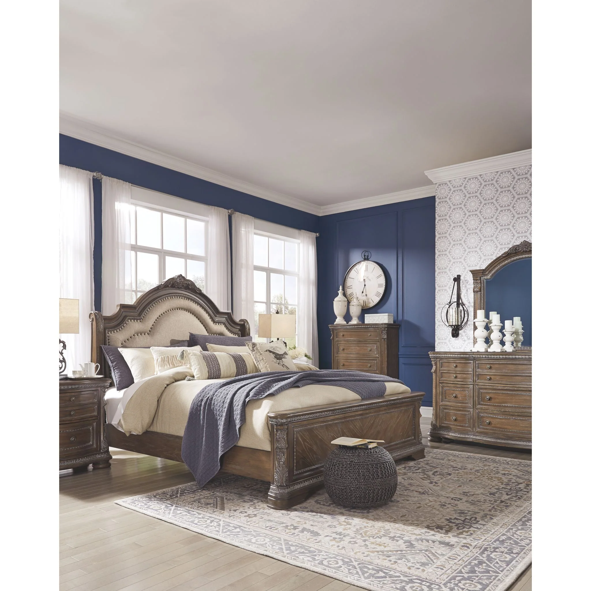 Charmond Panel Bed - Image 9