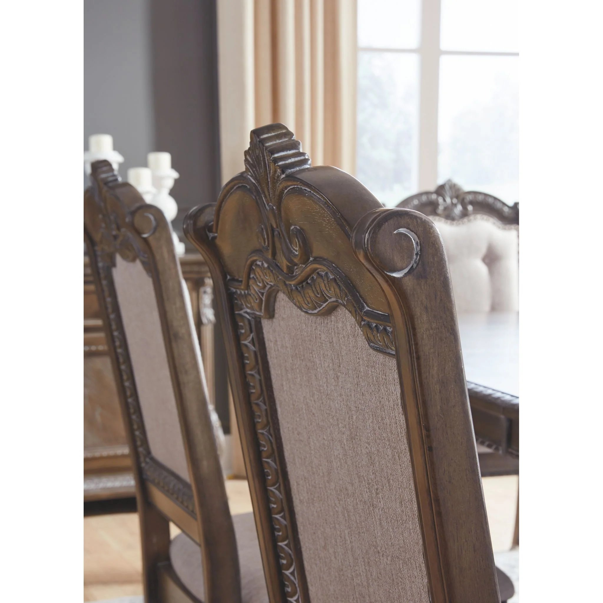 Charmond Dining Set - Image 6