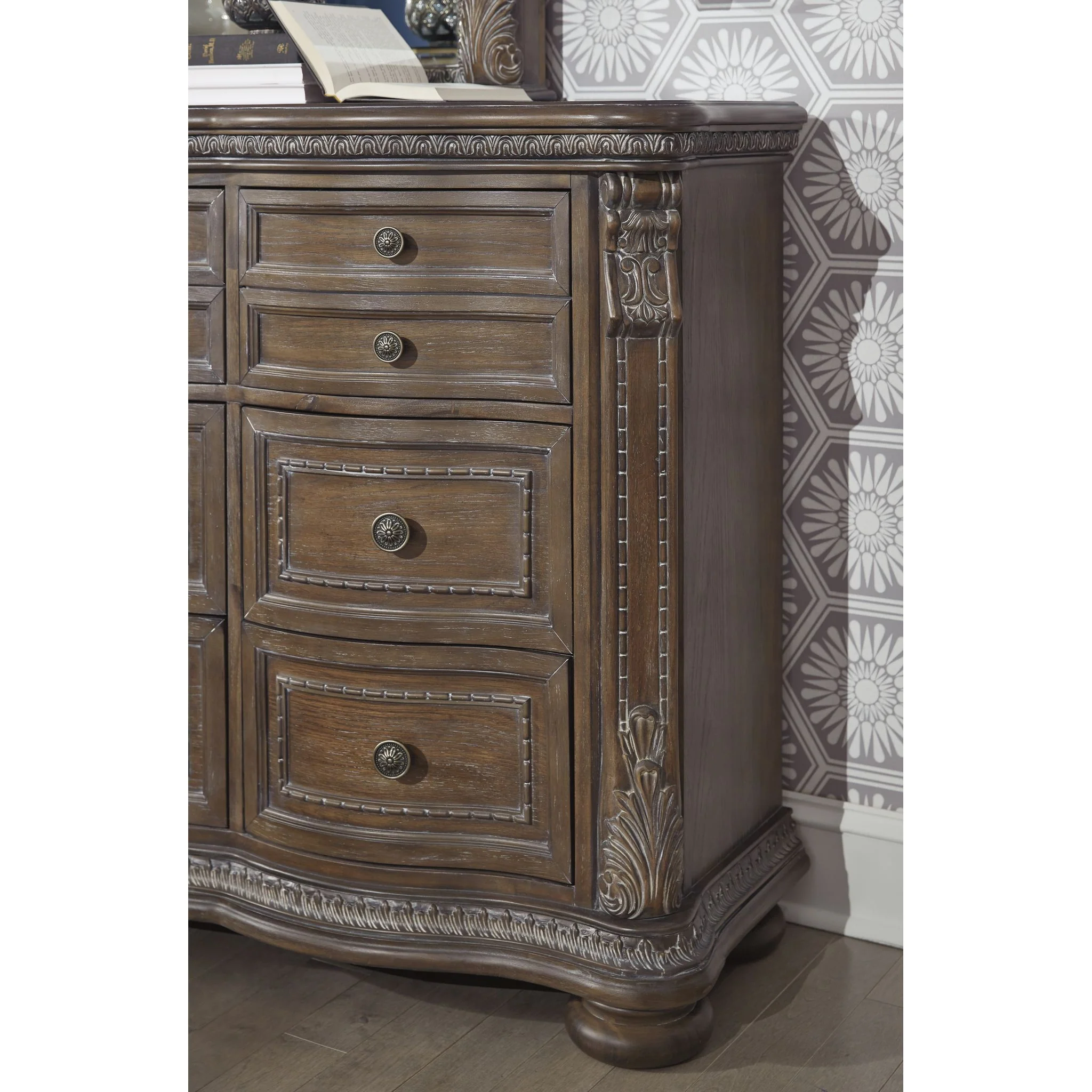 Charmond Dresser and Mirror - Image 7