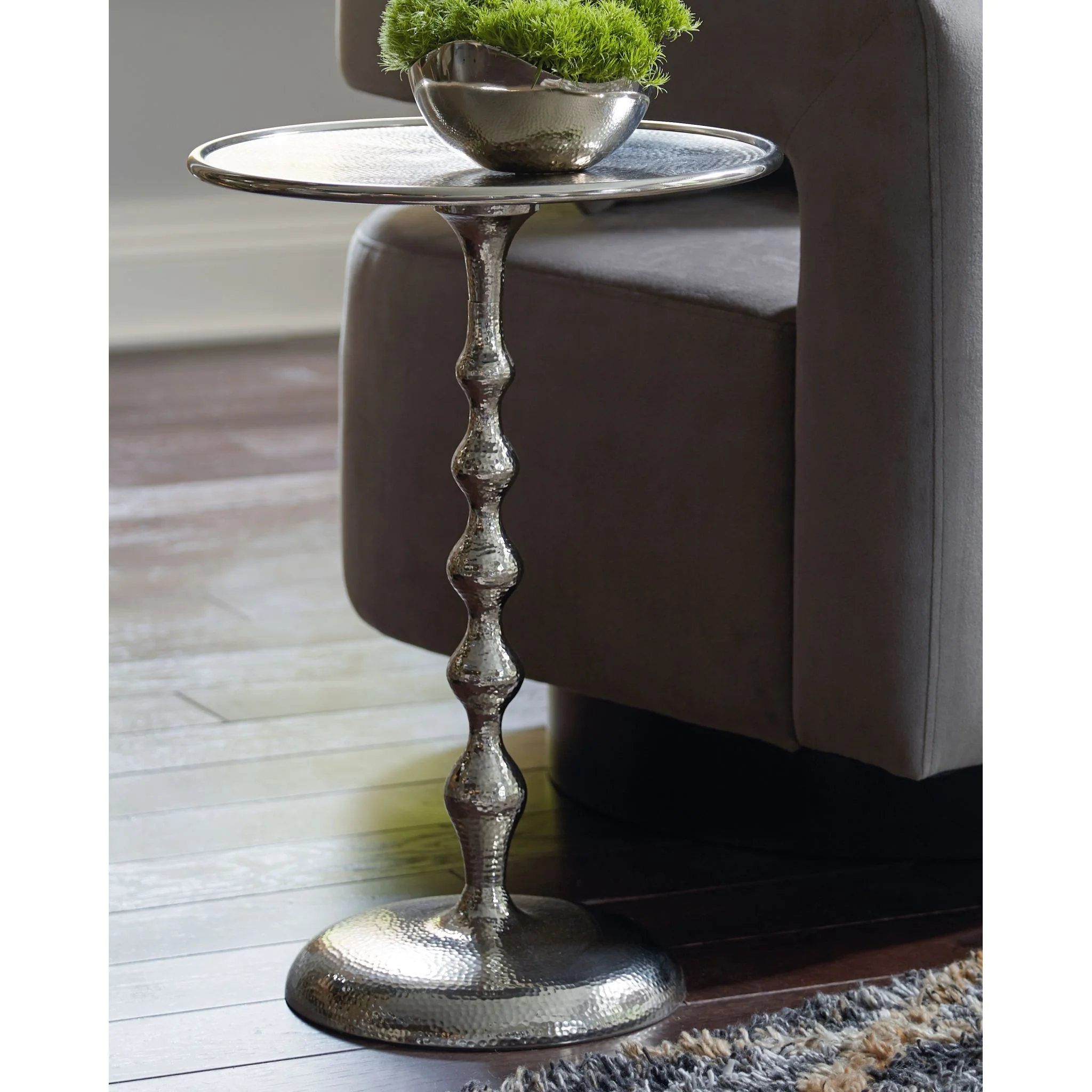 Chaseton Accent Table - Image 2