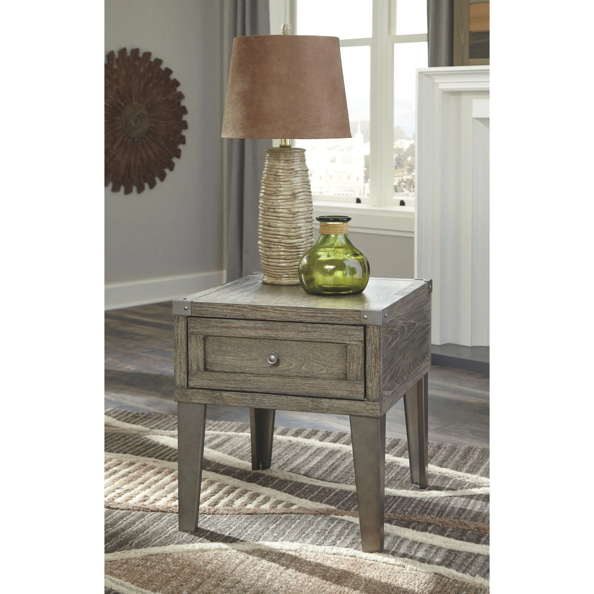 Chazney Rectangle End Table - Image 4
