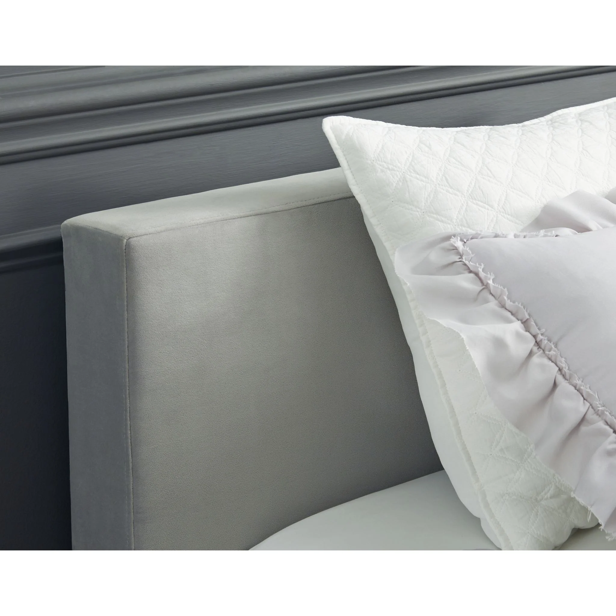 Chesani Upholstered Twin Bed - Image 6