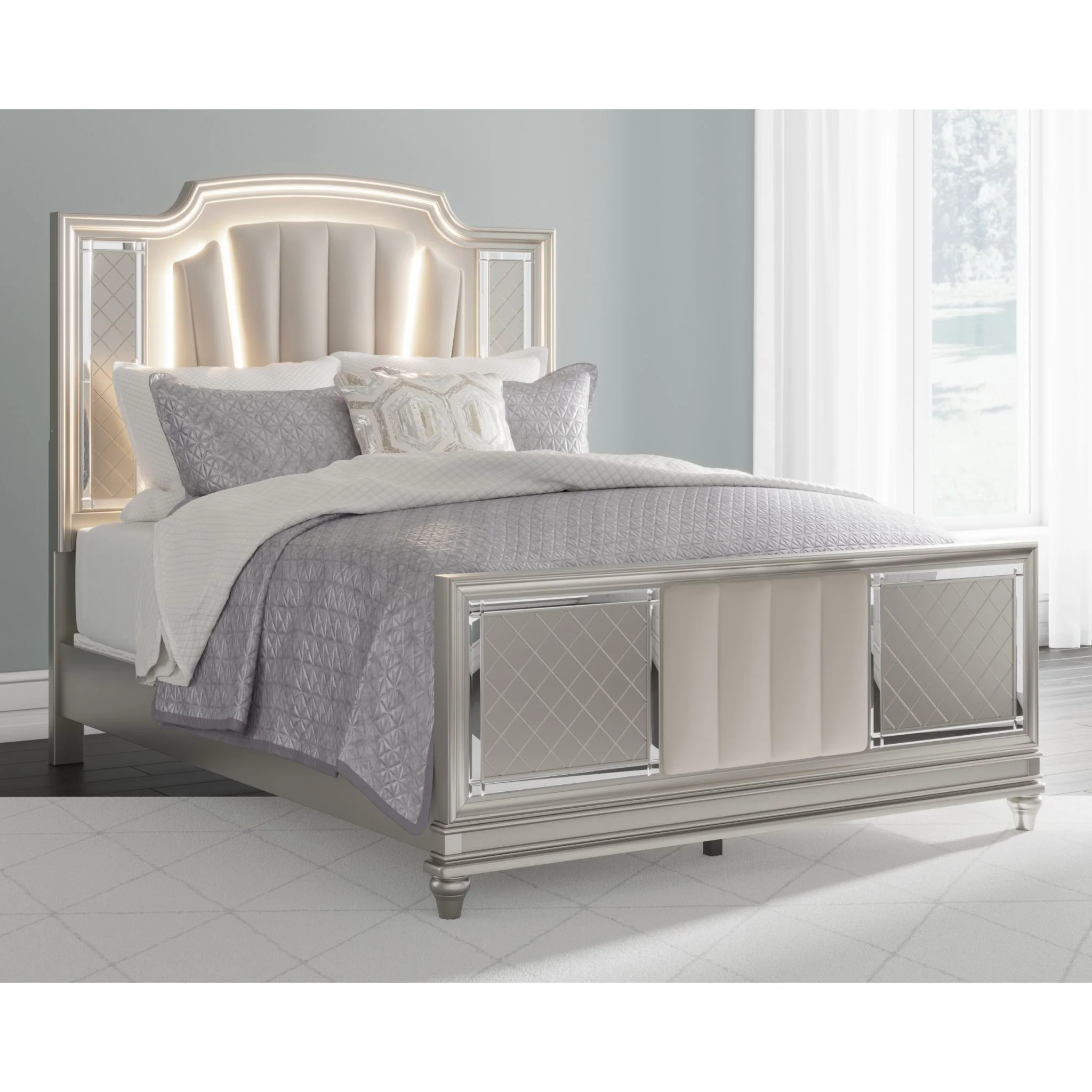 Chevanna 3 Piece Queen Panel Bed - Image 2