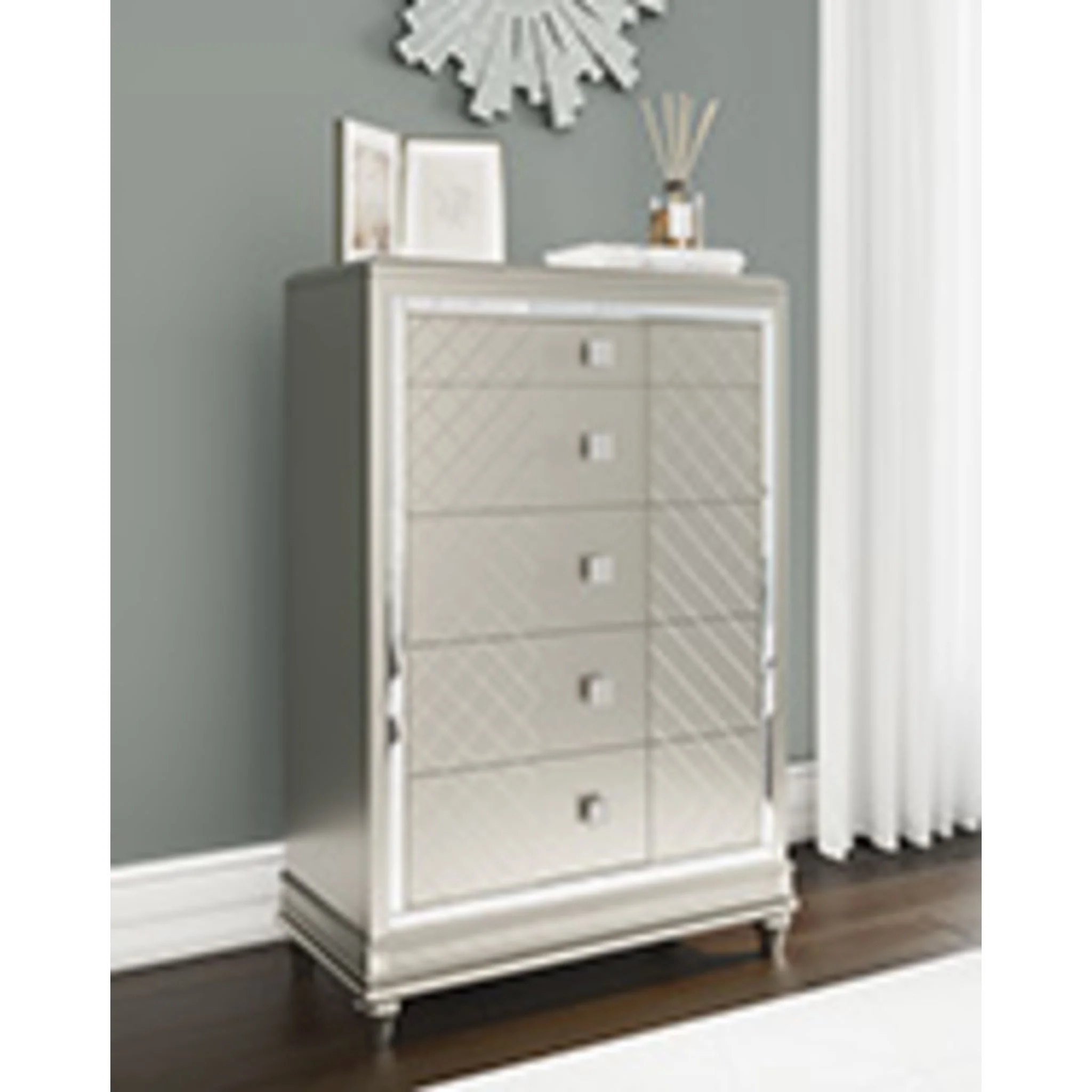 Chevanna Chest - Image 12