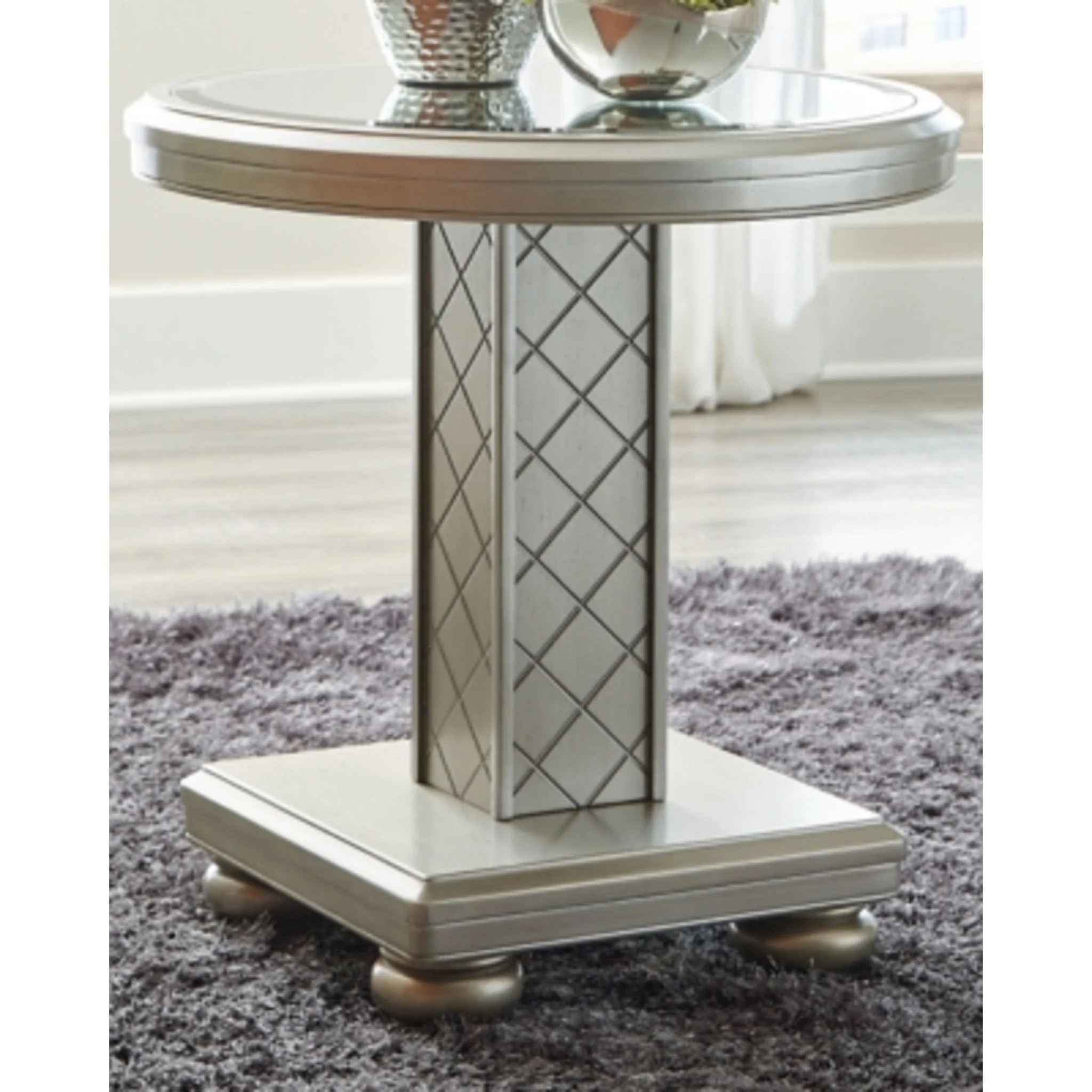 Chevanna Round End Table - Image 2