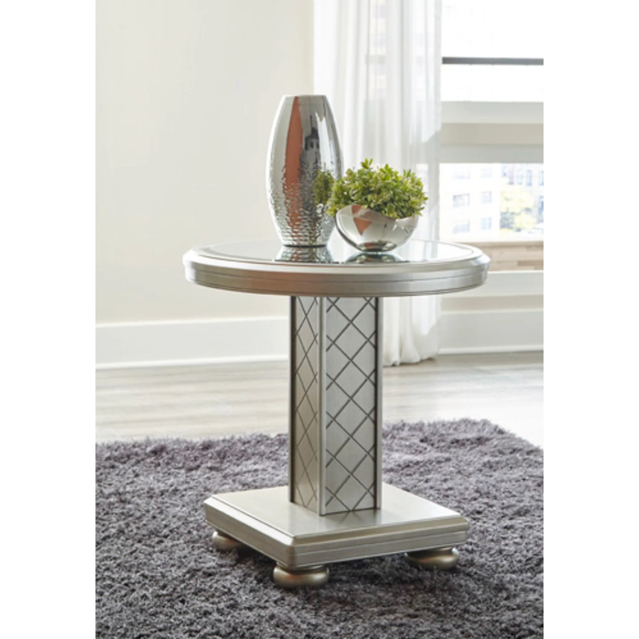 Chevanna Round End Table - Image 3