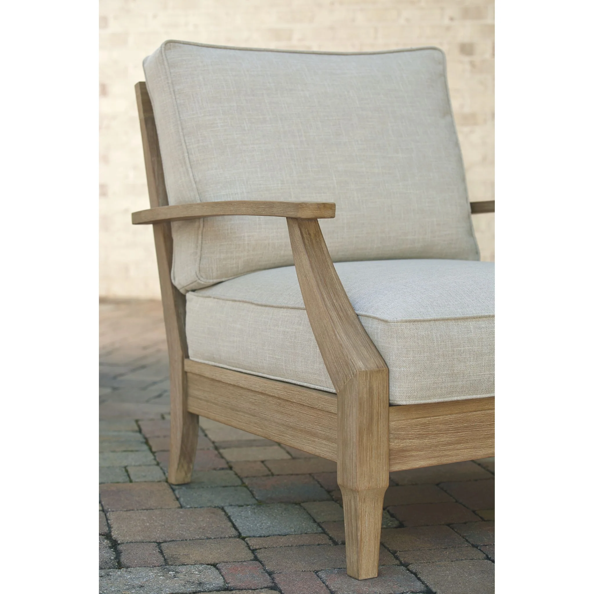 Clare View Outdoor Lounge Chair with Cushion - Image 2
