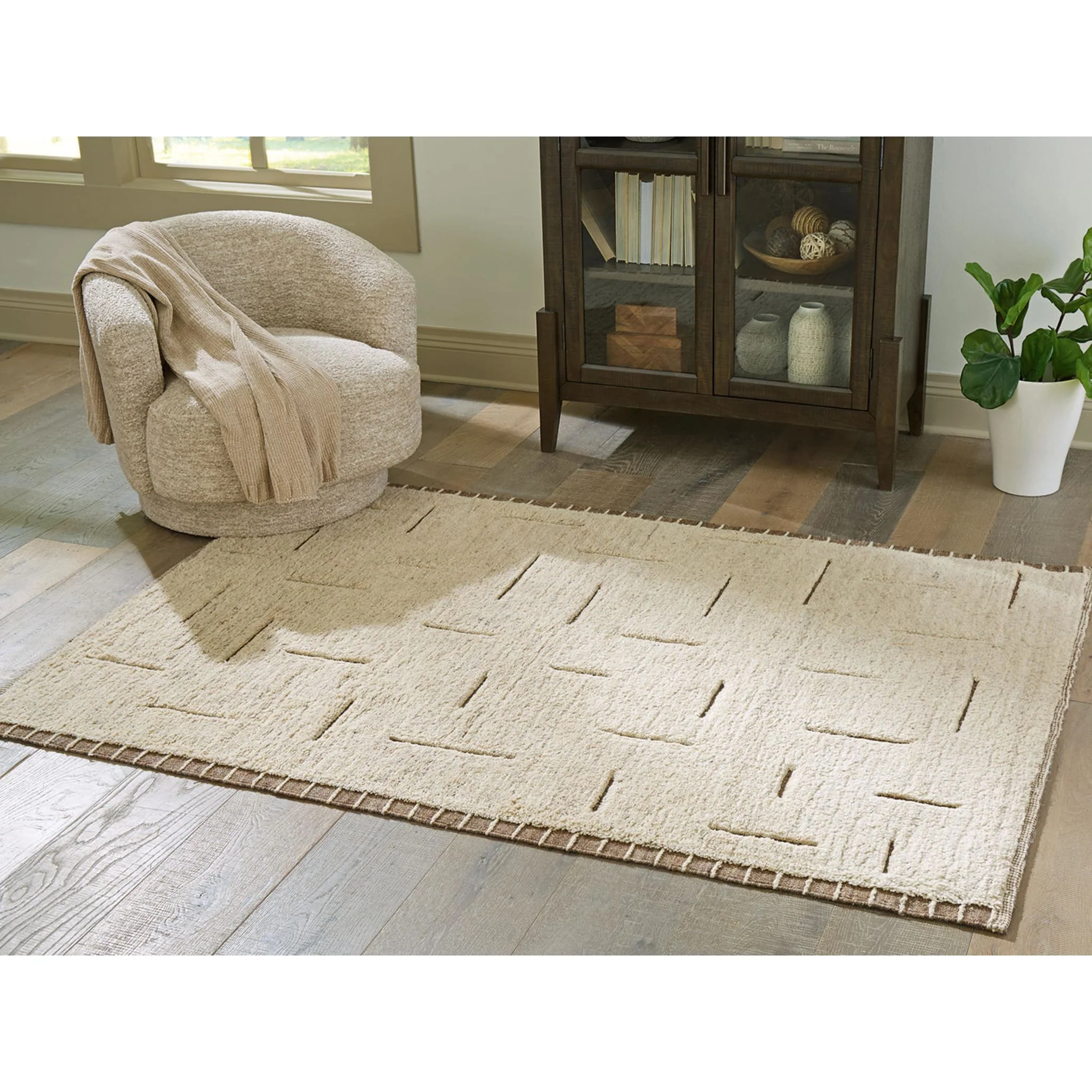Clayman Medium Rug - Image 2