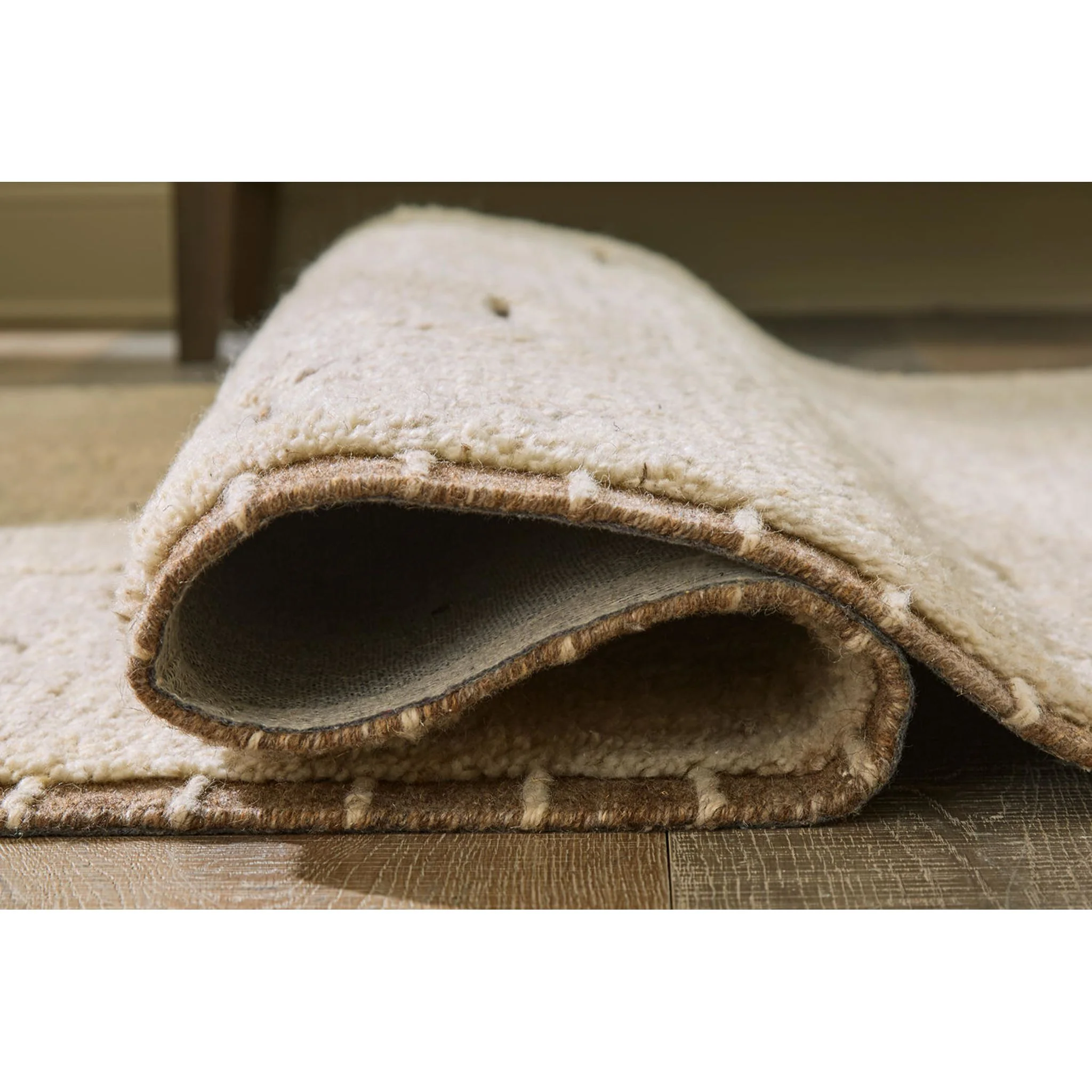 Clayman Medium Rug - Image 4