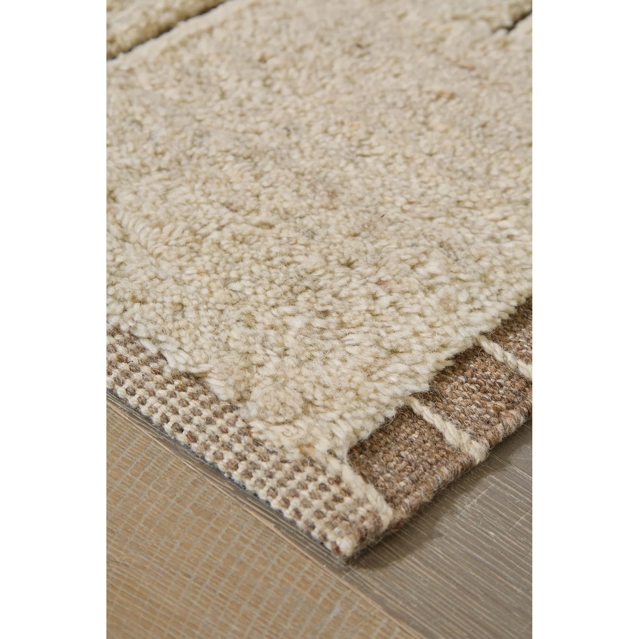 Clayman Medium Rug - Image 6