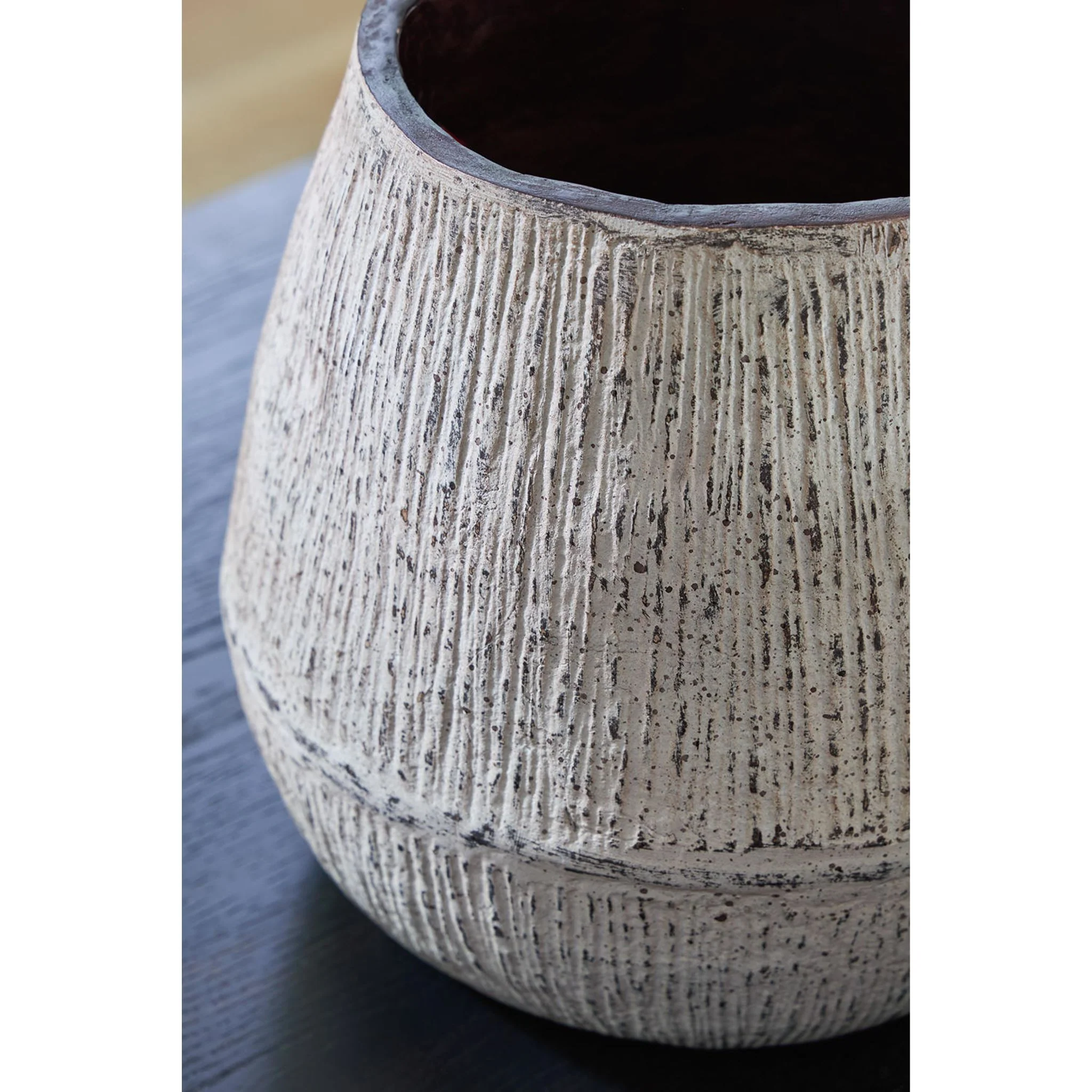Claymount Vase - Image 3