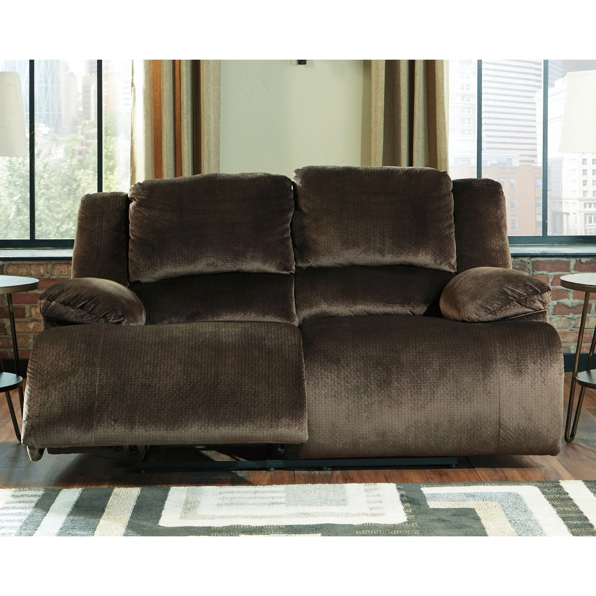Clonmel Reclining Loveseat - Image 10