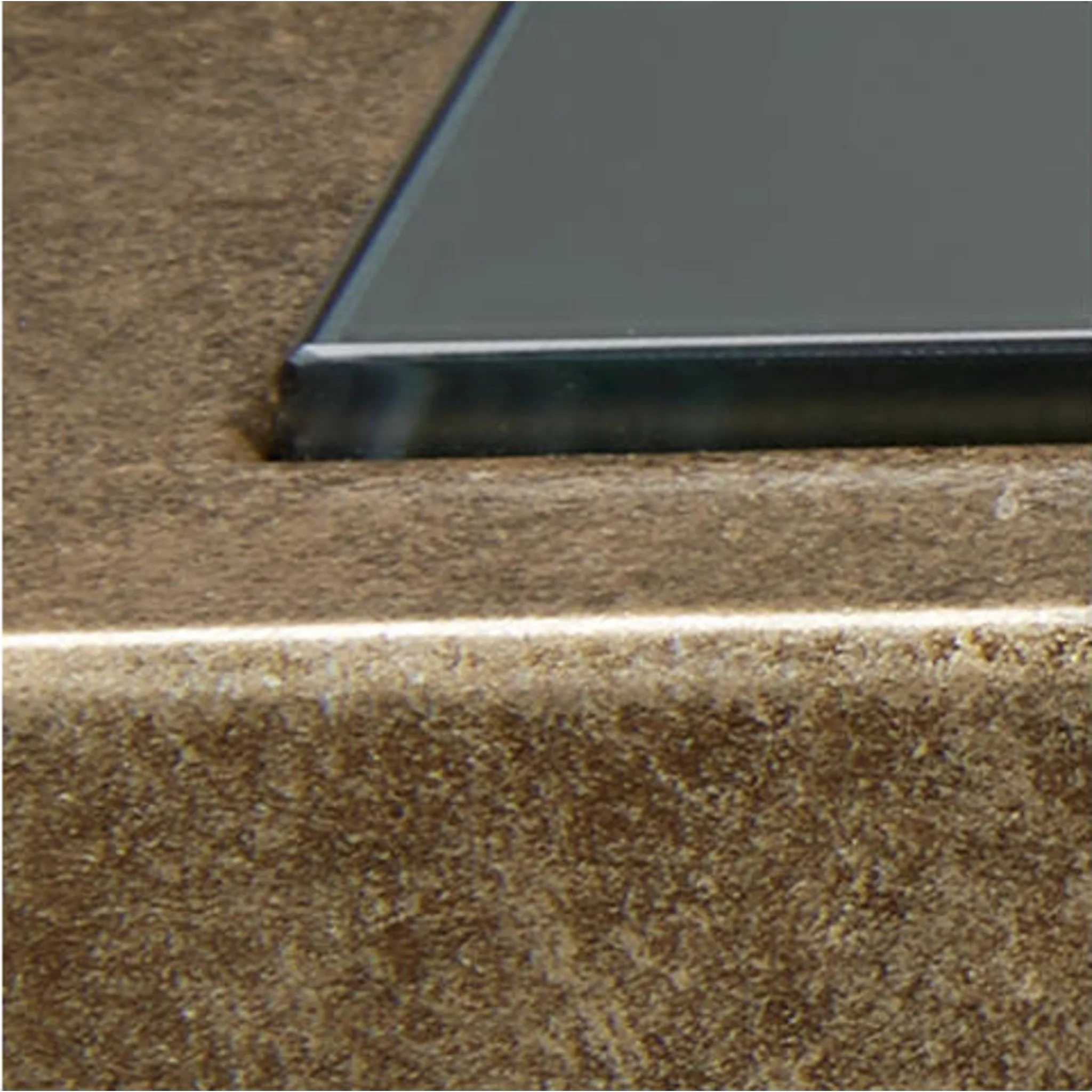 Cloverty End Table - Image 3