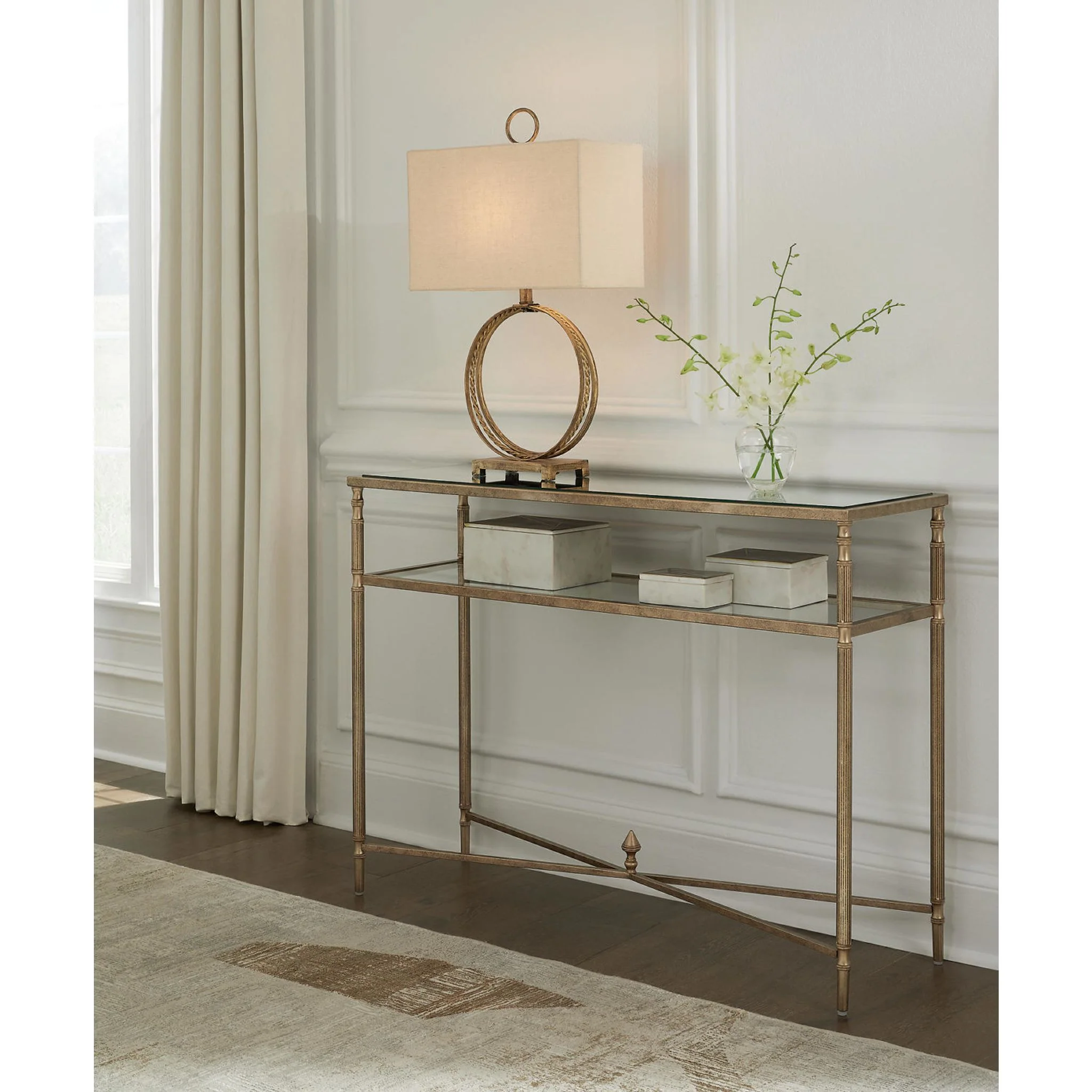 Cloverty Sofa Table - Image 6